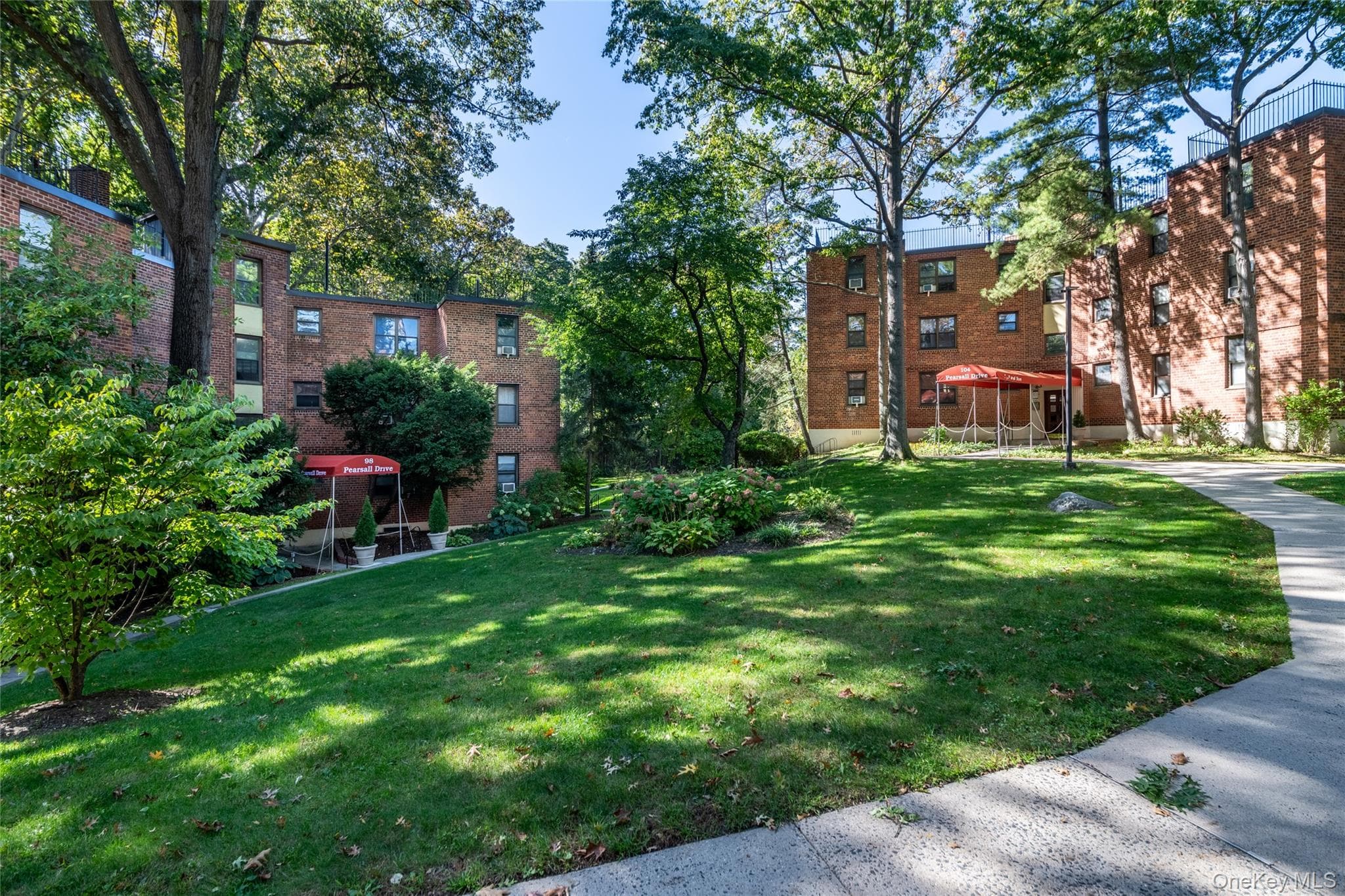 98 Pearsall Drive Unit: 1C thumbnail 6