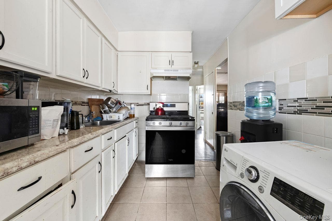1336 E 99 Street thumbnail 4