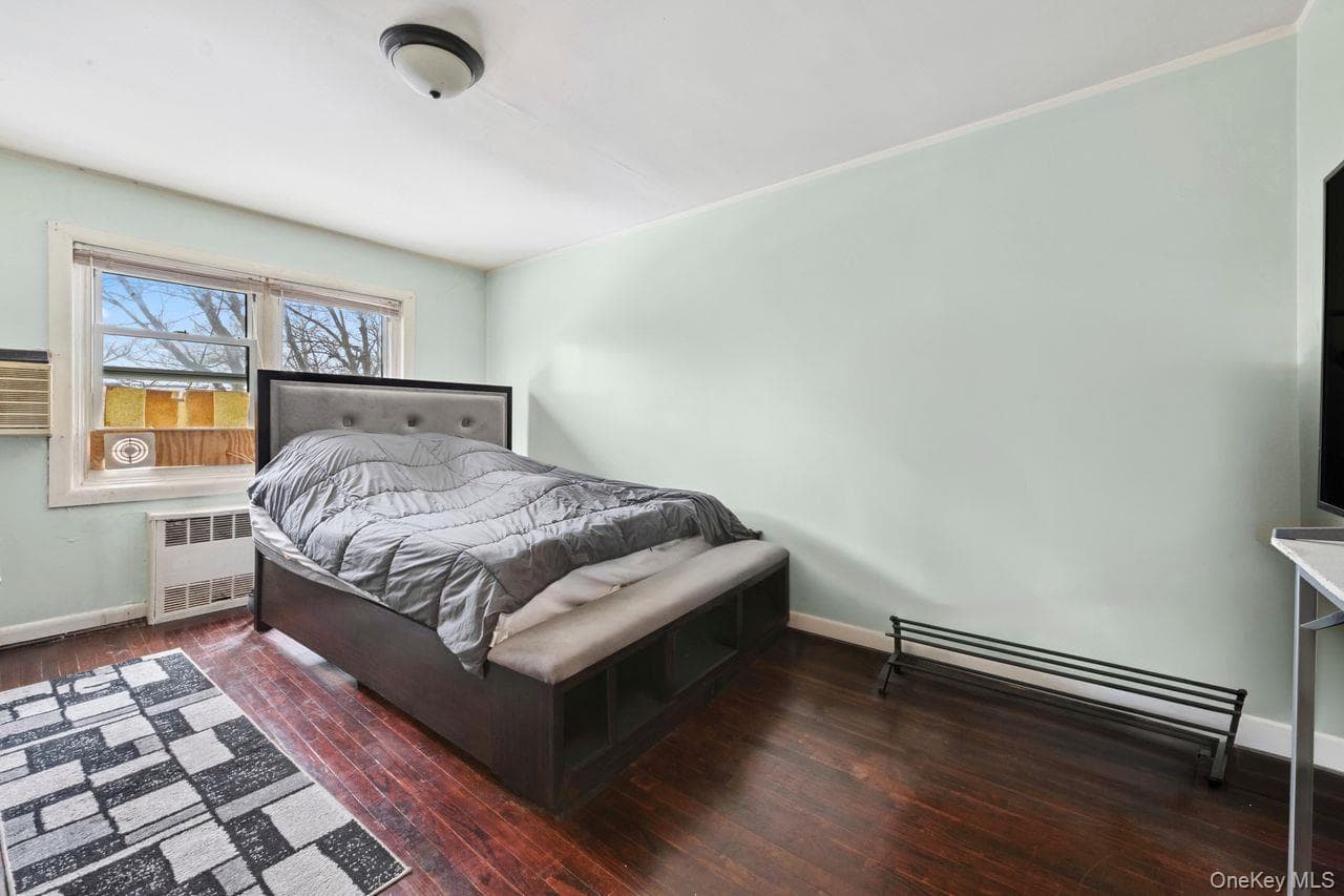 1336 E 99 Street thumbnail 2