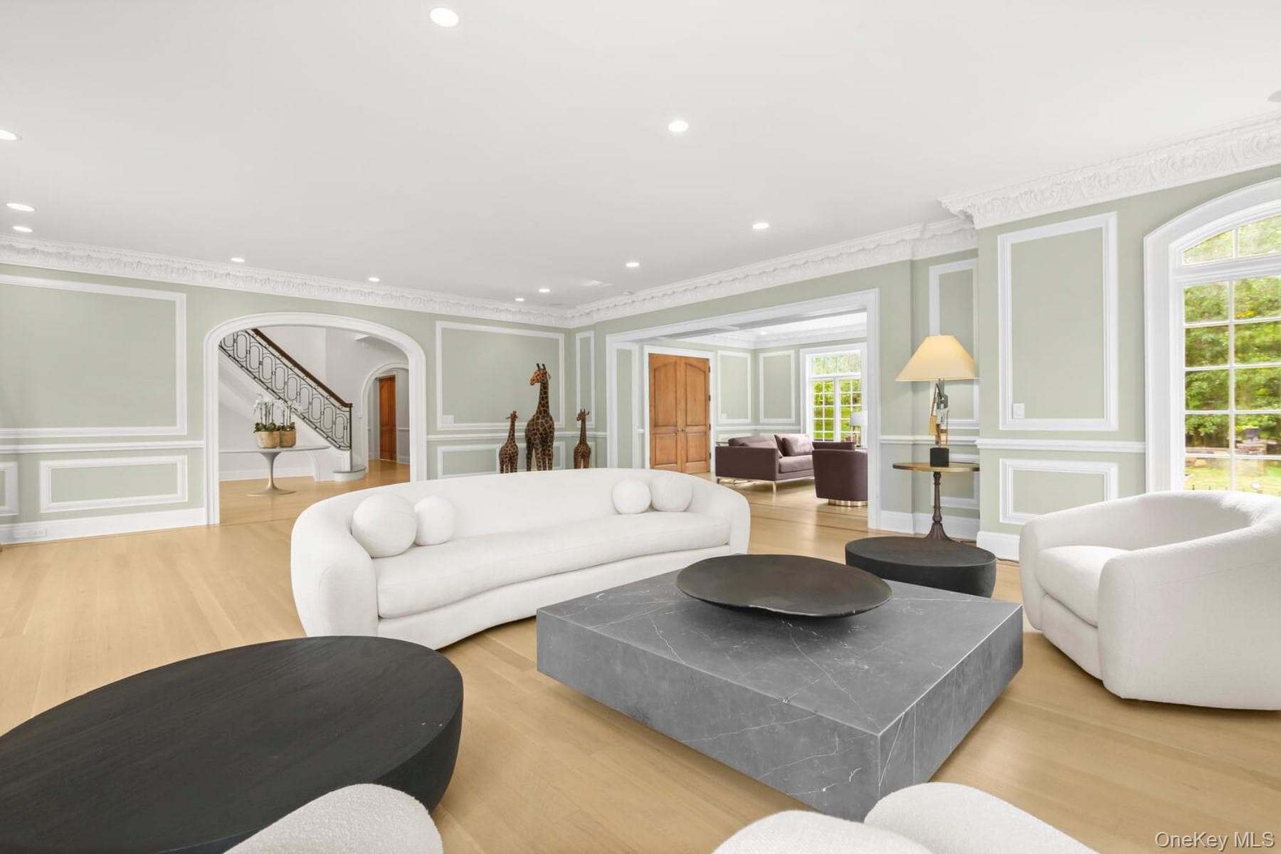 4 Cowdray Park Drive thumbnail 4
