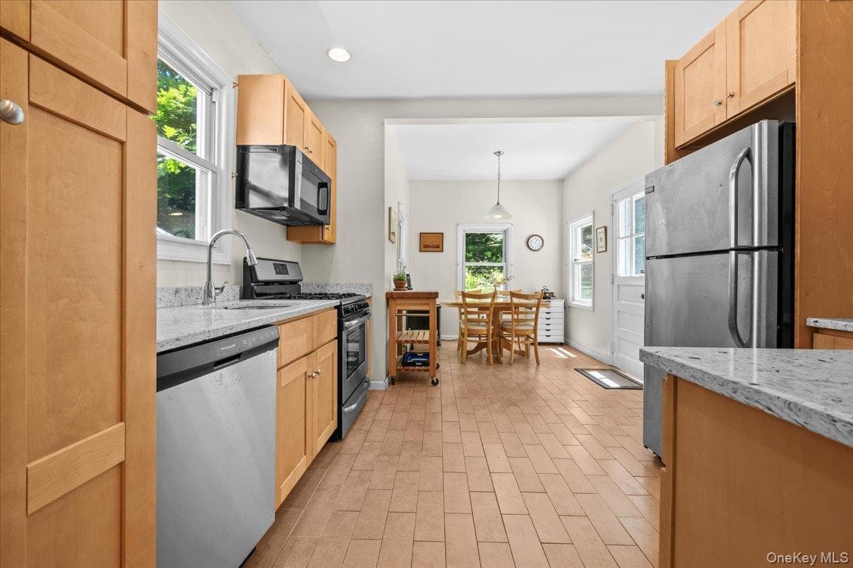 5600 Mosholu Avenue thumbnail 12