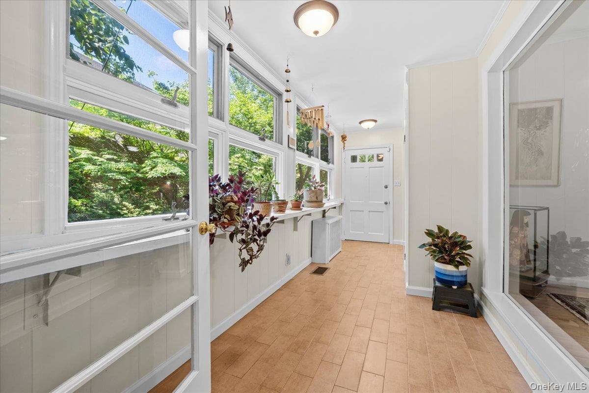 5600 Mosholu Avenue thumbnail 4