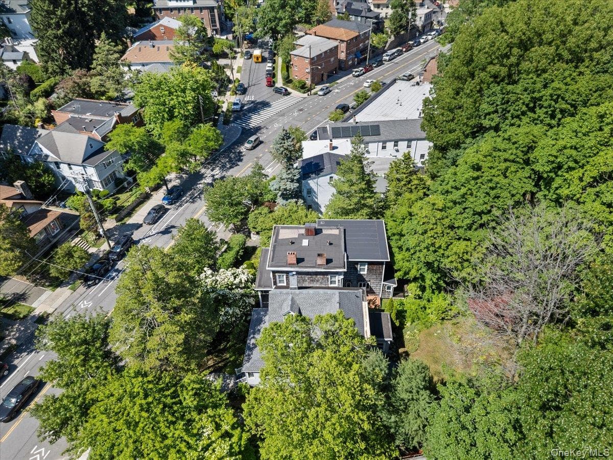 5600 Mosholu Avenue thumbnail 23