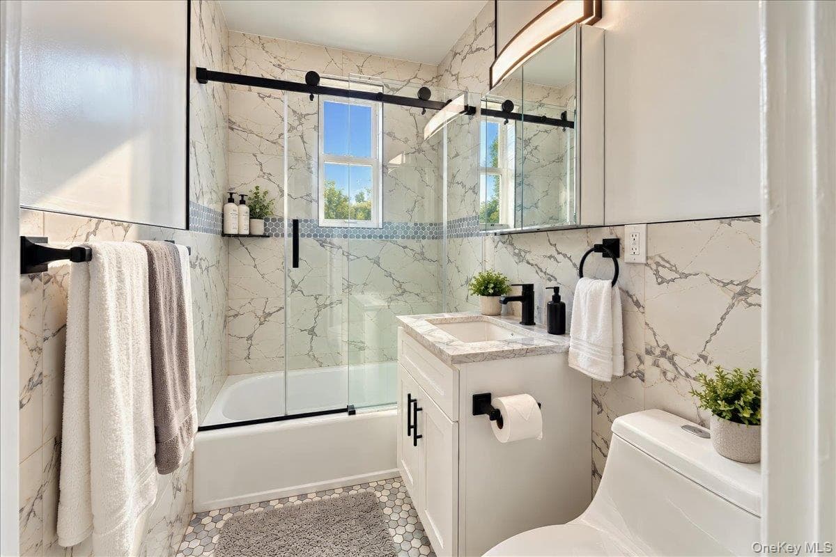 5635 Netherland Avenue Unit: 2C thumbnail 3