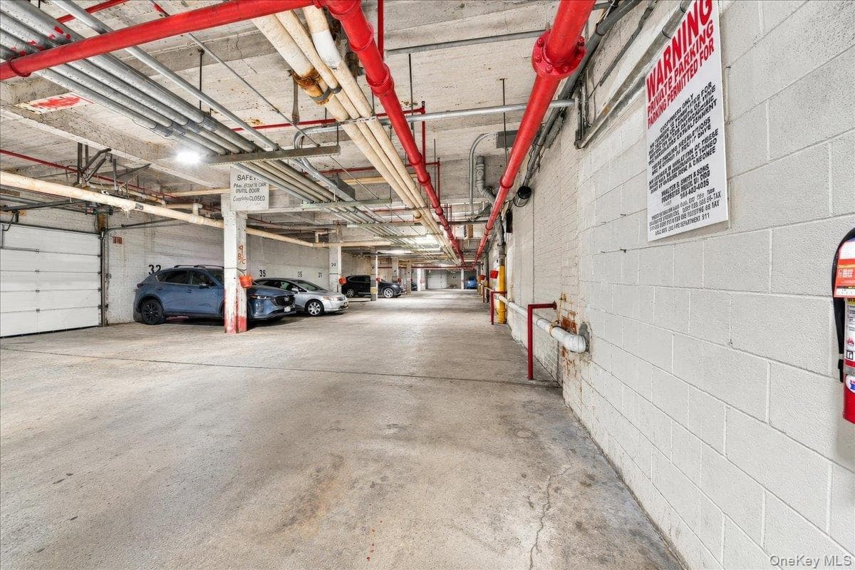 5635 Netherland Avenue Unit: 2C thumbnail 8