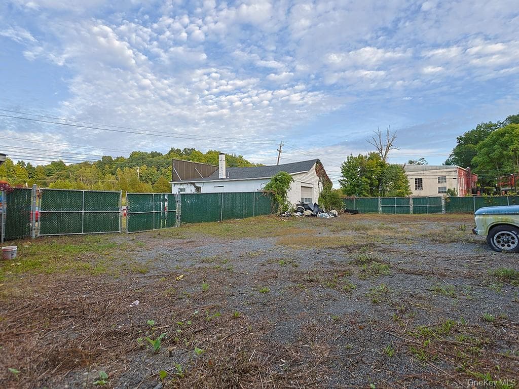 106-112 Bloomingburg Road thumbnail 13