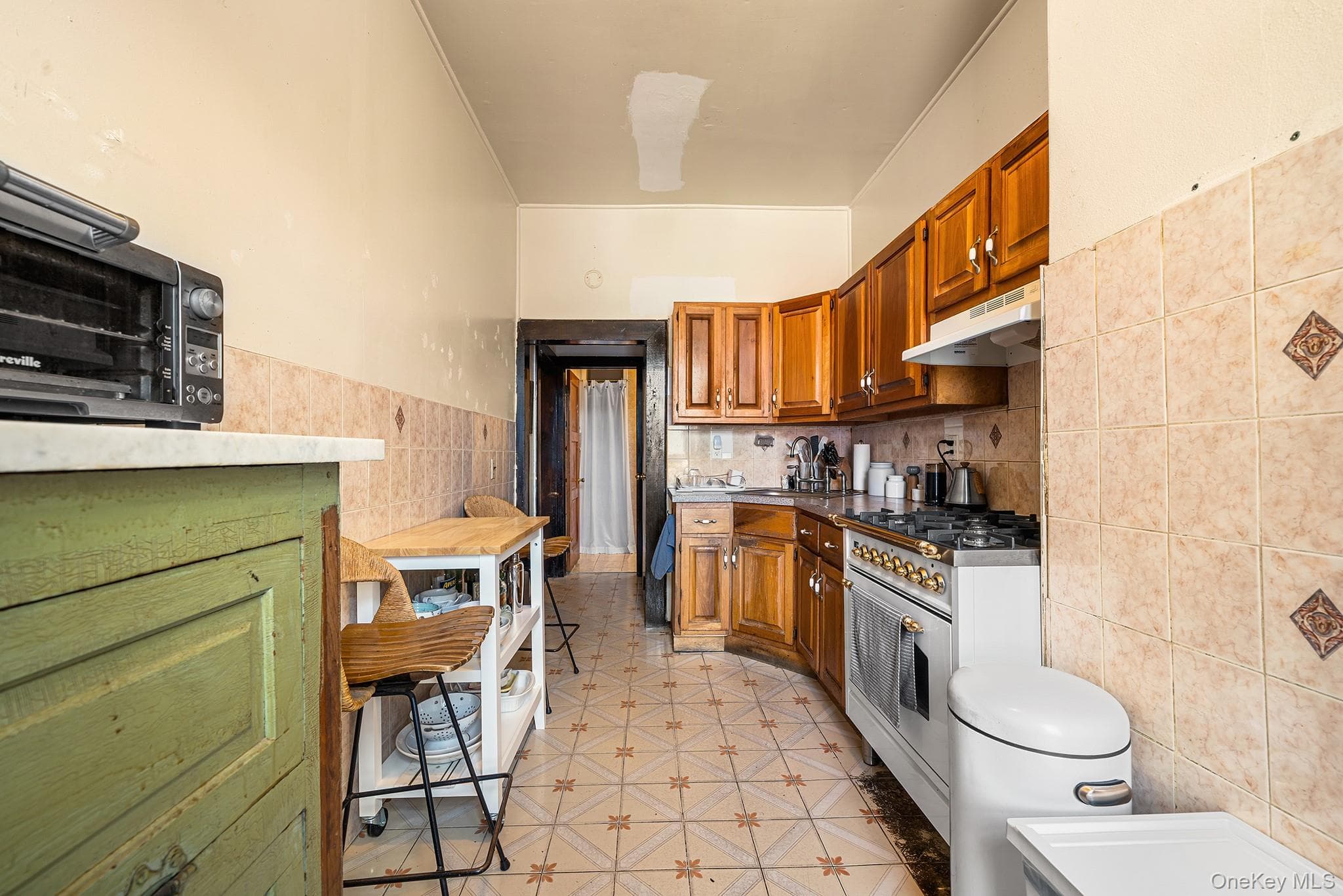 601 Knickerbocker Avenue thumbnail 13