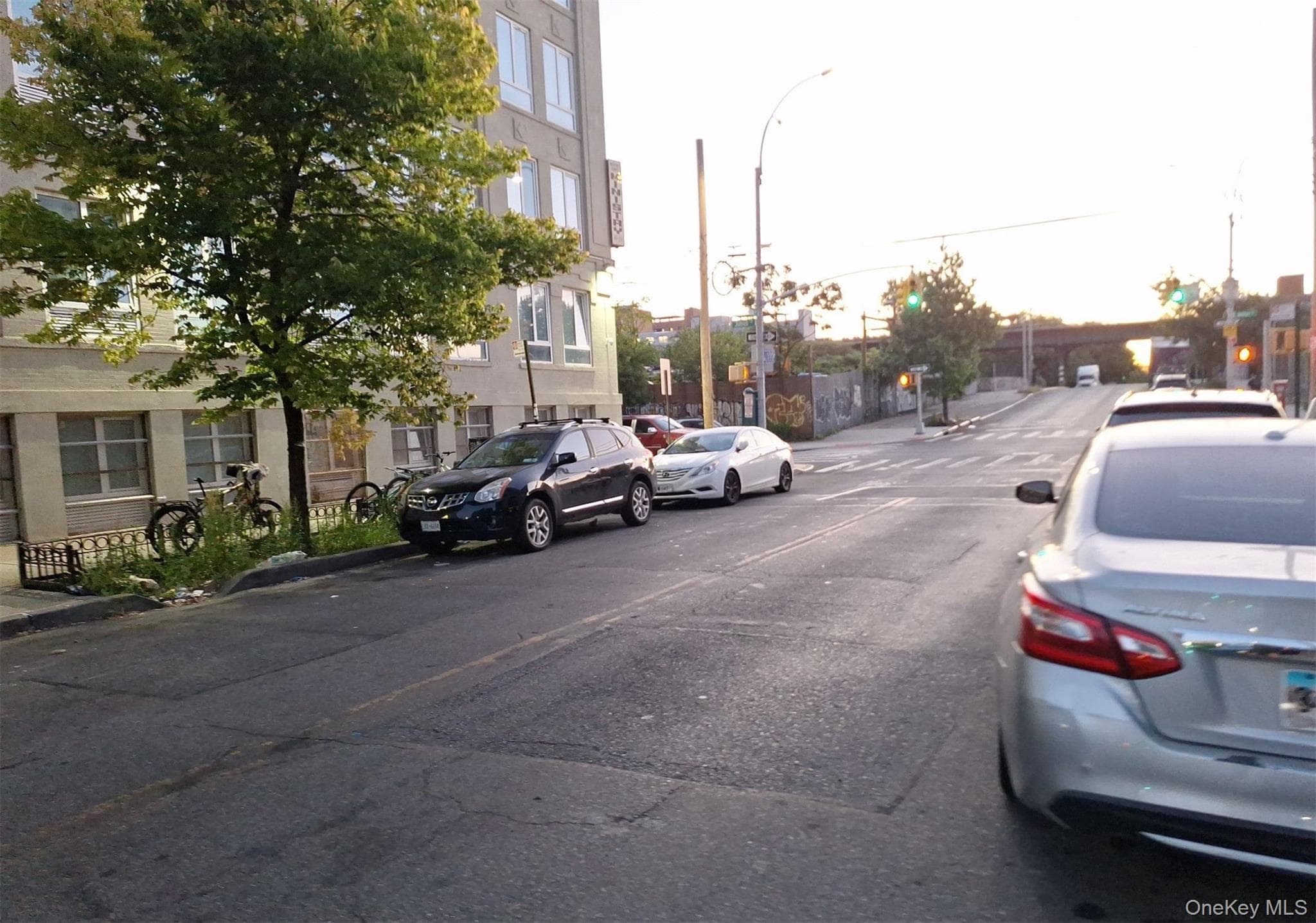 440 Blake Avenue thumbnail 6