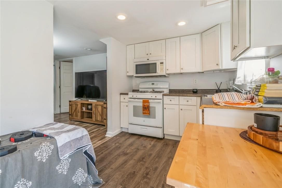 30 Werner Avenue Unit: MAIN HOUSE thumbnail 32