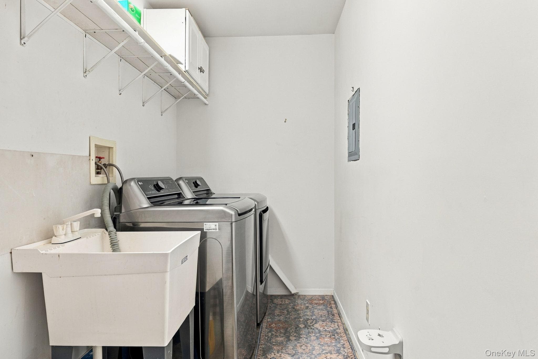 321 Grand Central Avenue thumbnail 43