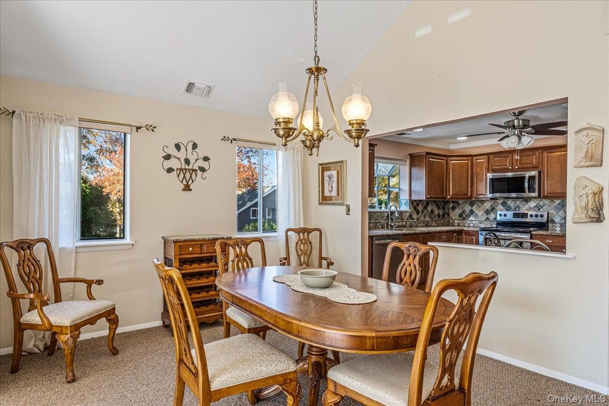 414 Lindsay Lane thumbnail 7