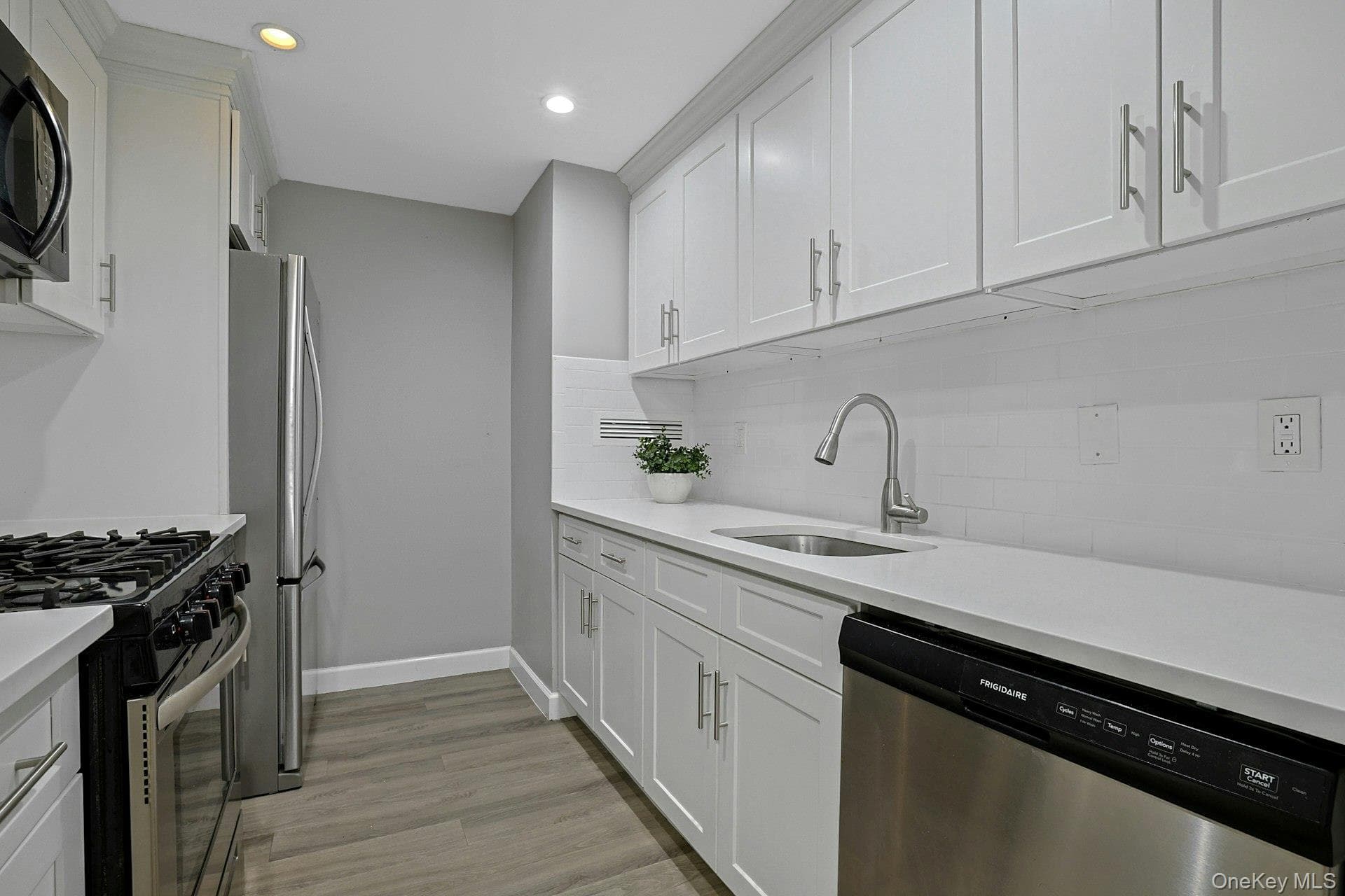 1270 North Avenue Unit: 1h thumbnail 6