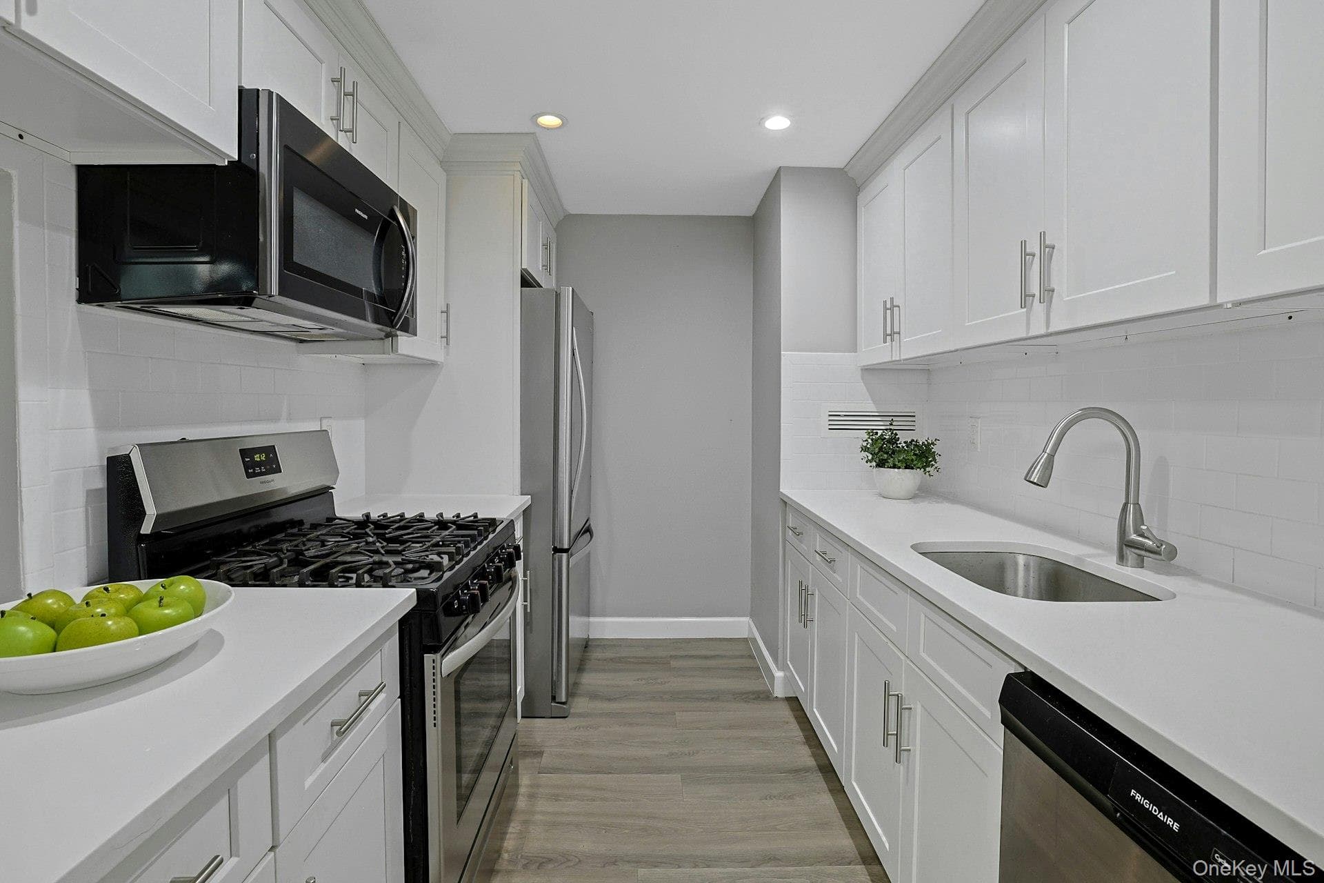 1270 North Avenue Unit: 1h thumbnail 5