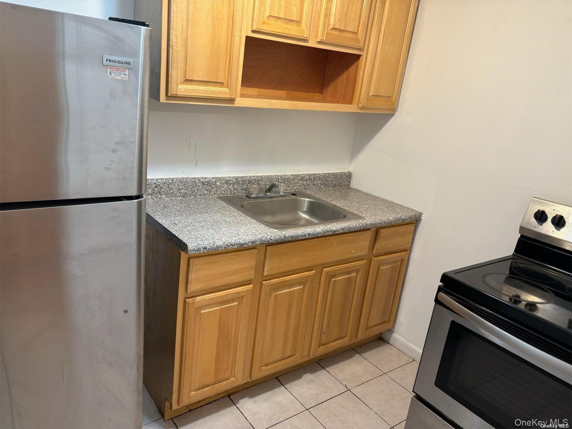686 E 223rd Street Unit: B thumbnail 2