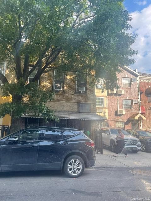 1490 Gates Avenue, Brooklyn