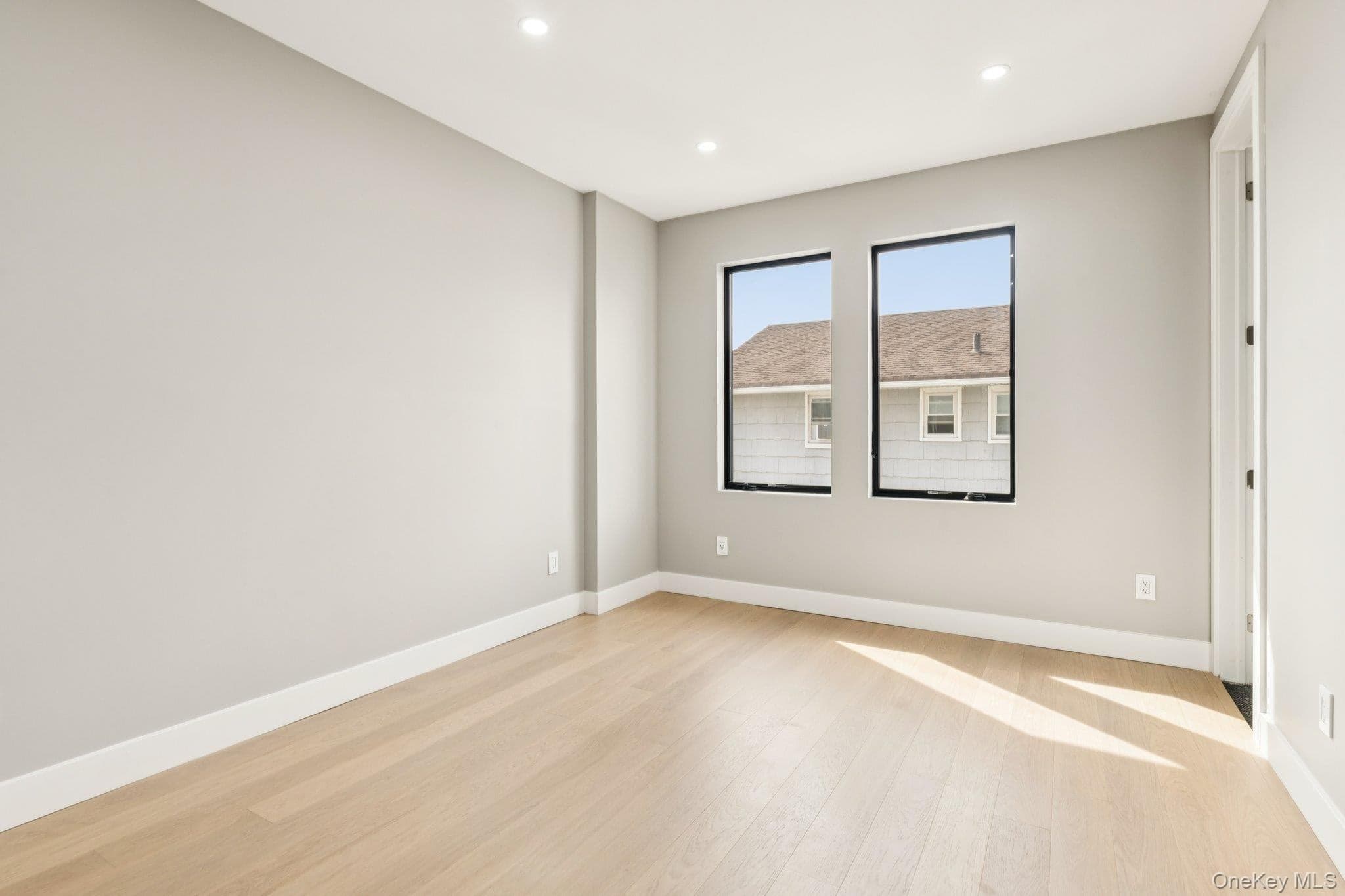 1368 Beech Street thumbnail 28