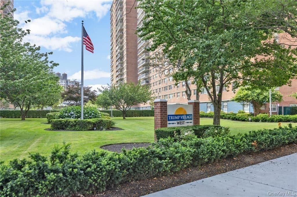 2928 W 5th Street Unit: 2C photo 1