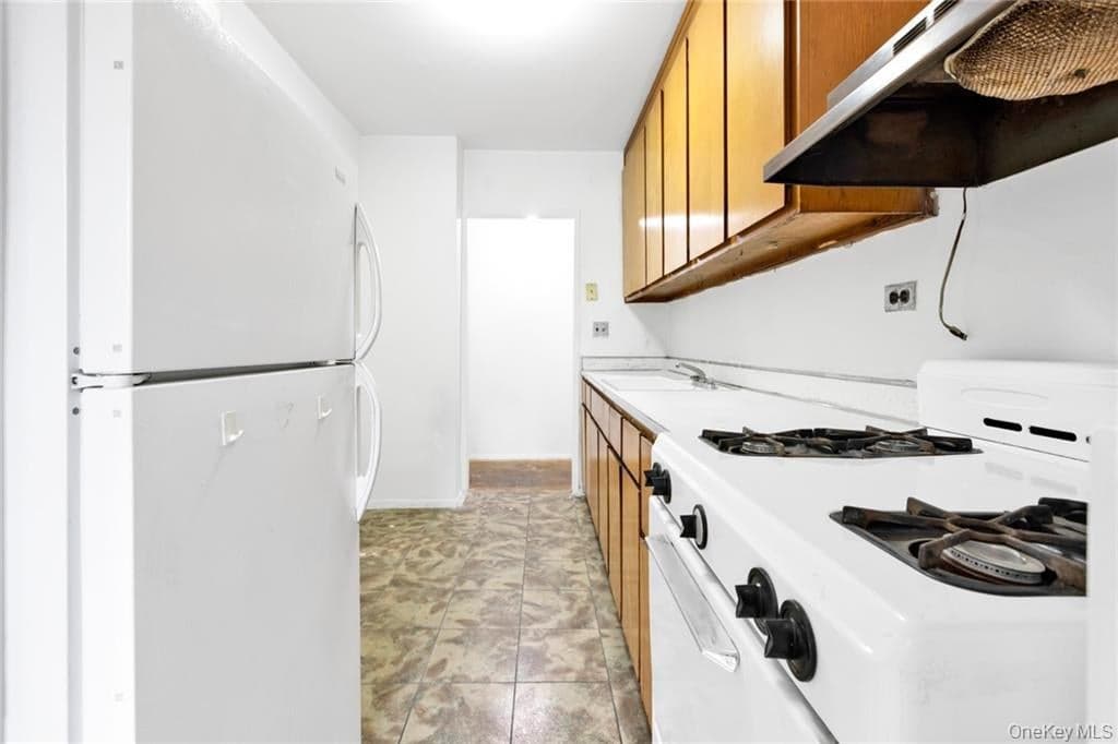 2928 W 5th Street Unit: 2C thumbnail 9