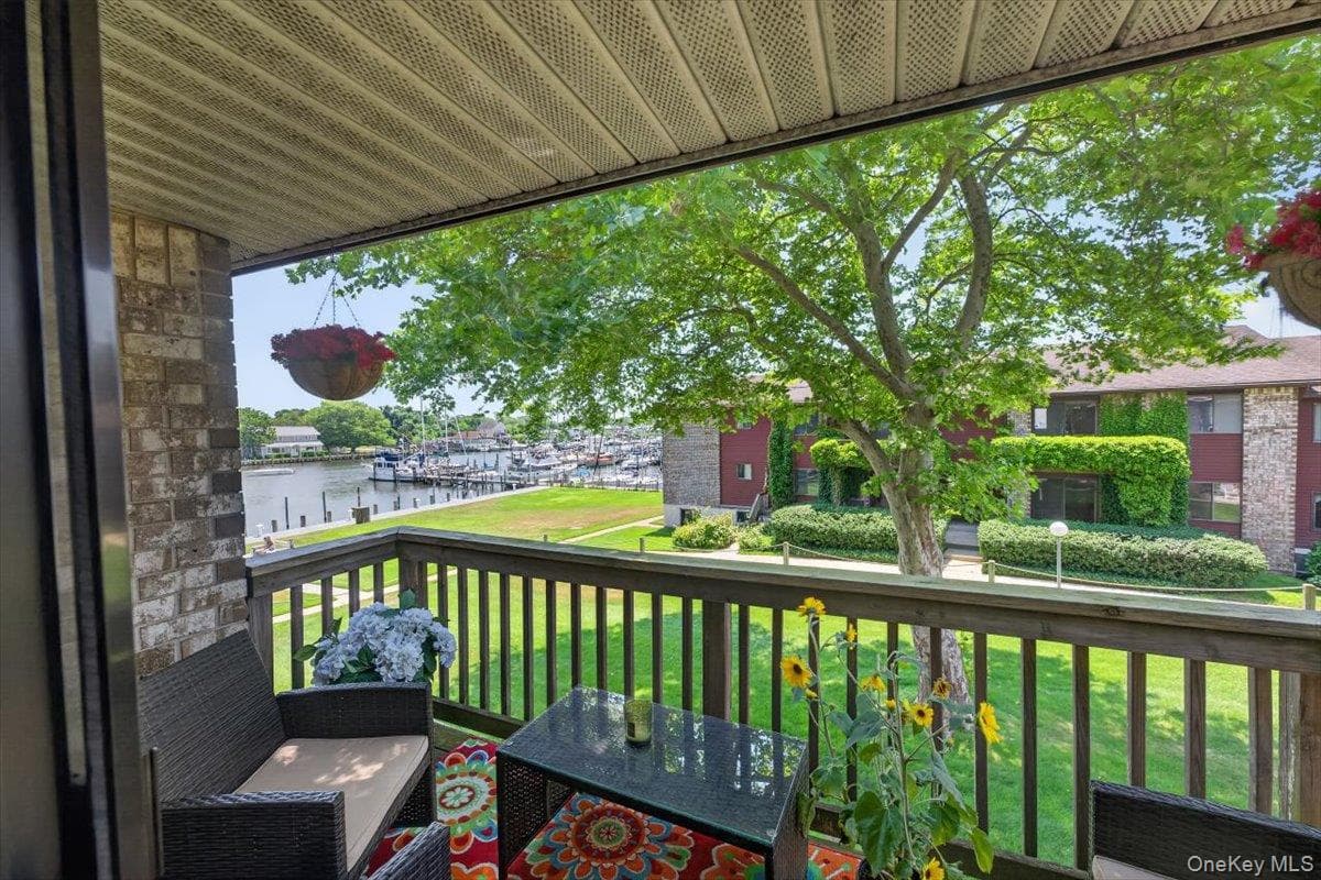 263 River Avenue Unit: 52, Patchogue