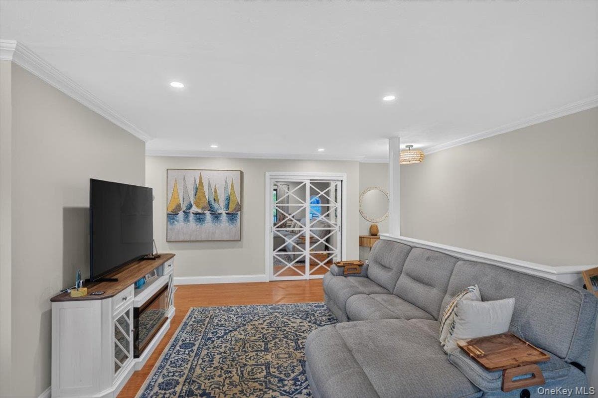 263 River Avenue Unit: 52 thumbnail 6