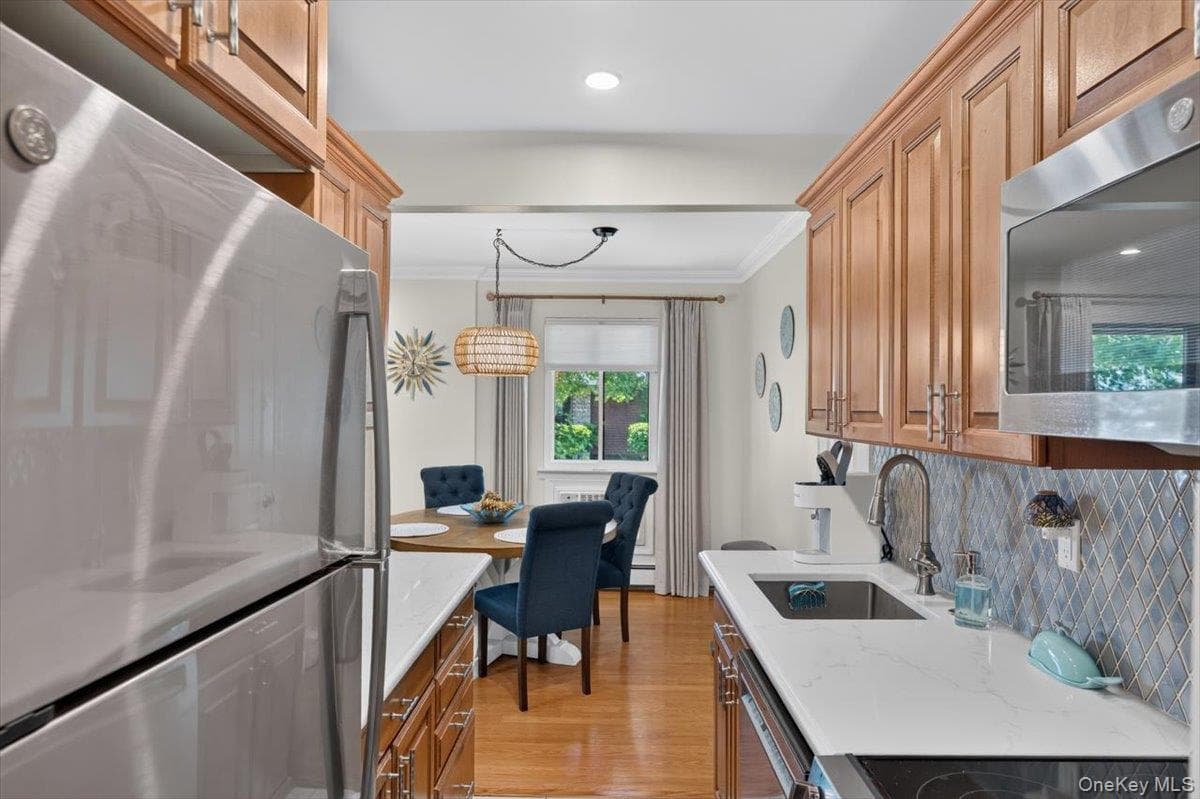 263 River Avenue Unit: 52 thumbnail 10