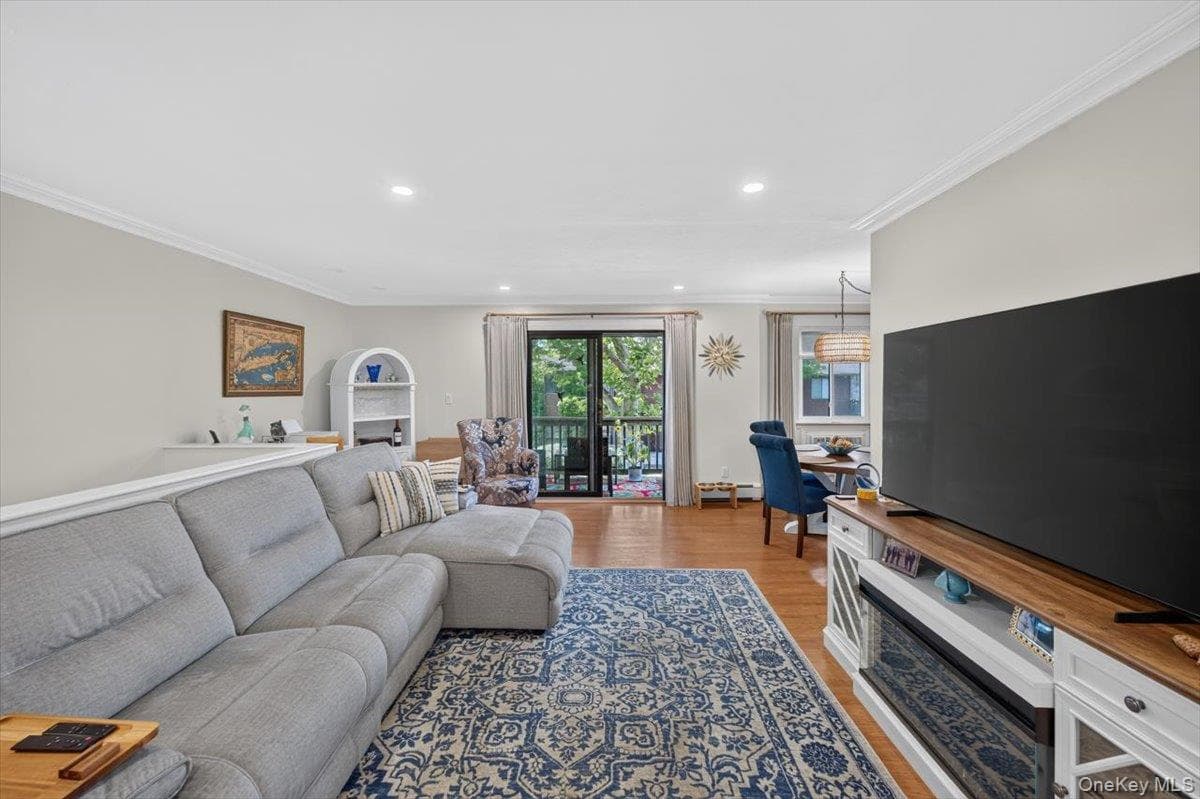 263 River Avenue Unit: 52 thumbnail 5