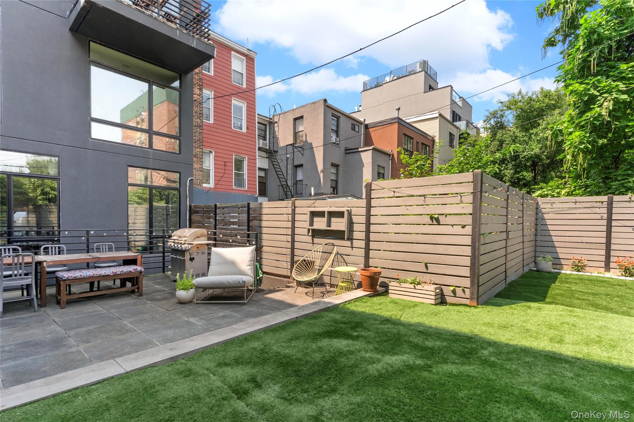 491 Monroe Street Unit: 1B thumbnail 3