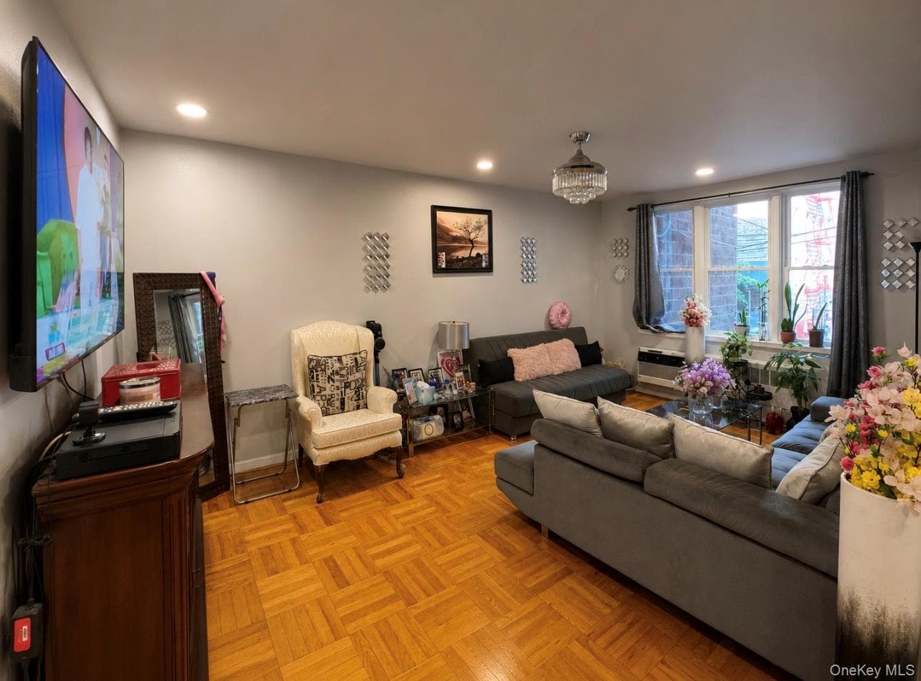 3520 Tryon Avenue Unit: 208 thumbnail 10