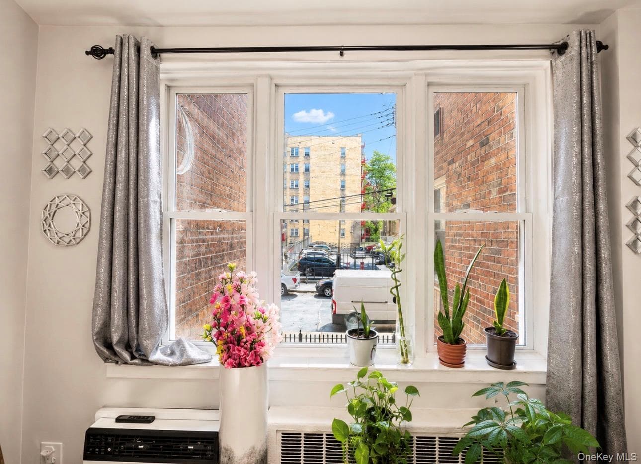 3520 Tryon Avenue Unit: 208 thumbnail 11