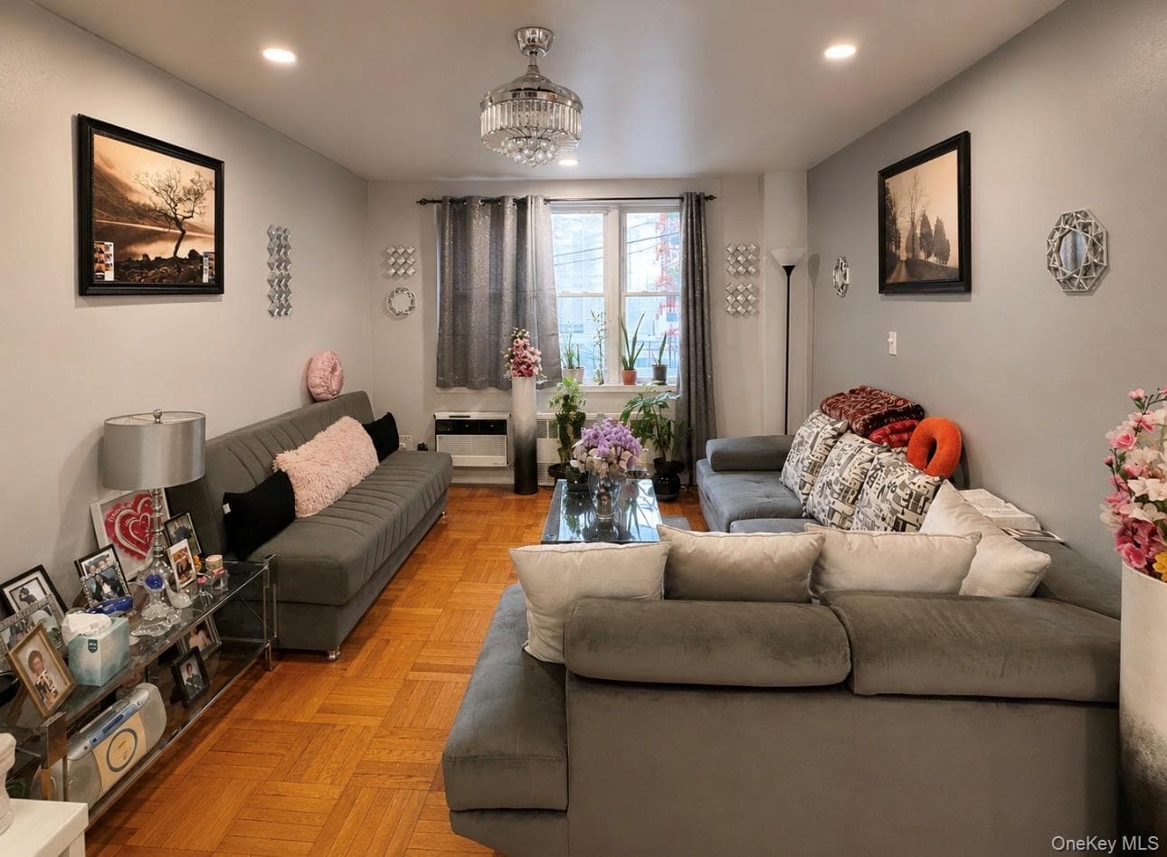 3520 Tryon Avenue Unit: 208 thumbnail 9
