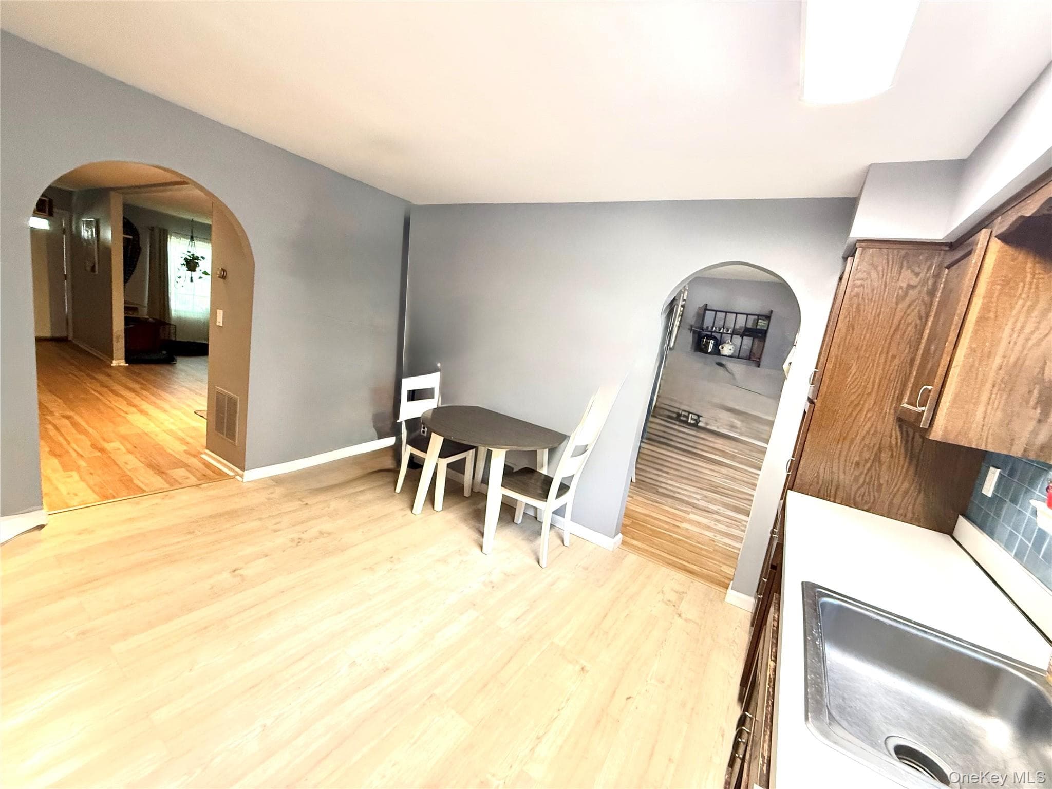 164 Somerset Drive thumbnail 10