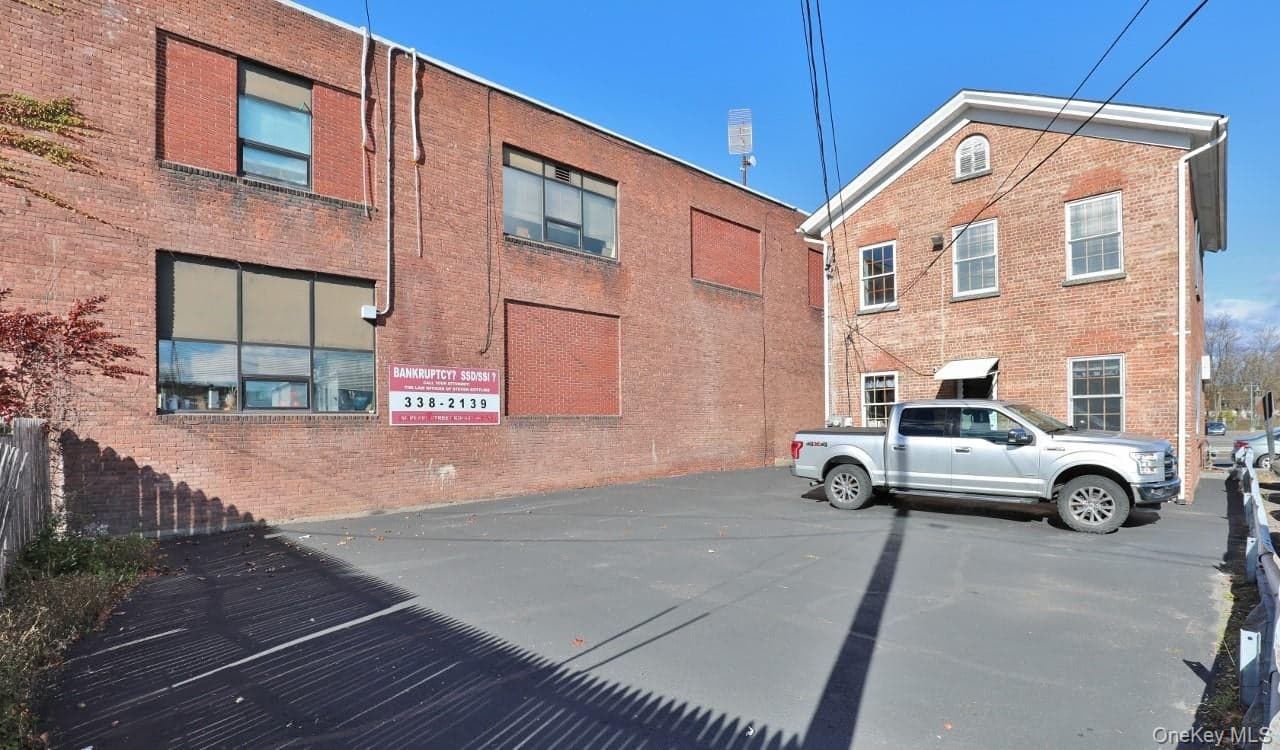 715 Broadway thumbnail 27