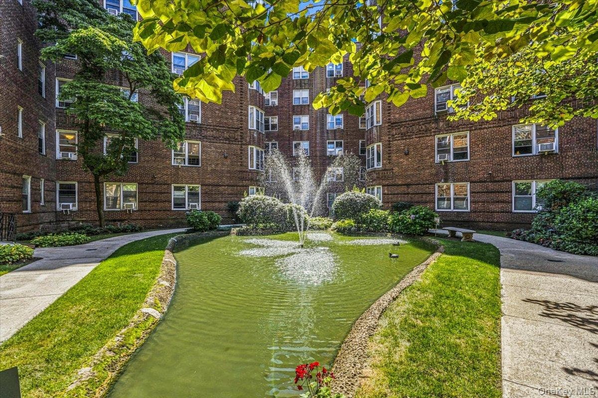 73-12 35th Avenue Unit: E3 thumbnail 20