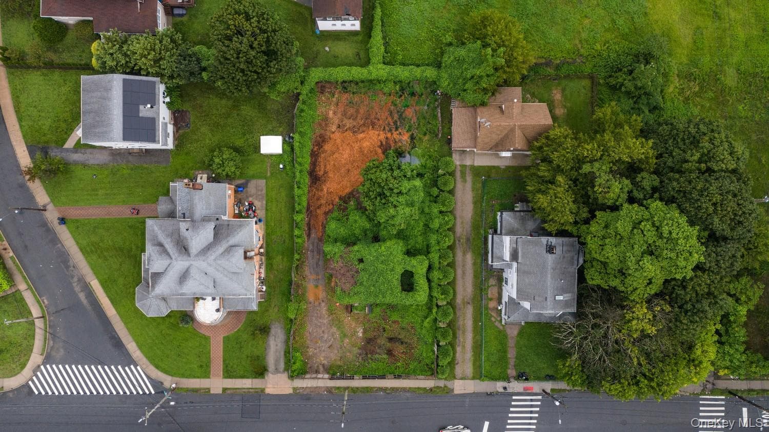 25-12 Mott Avenue thumbnail 5