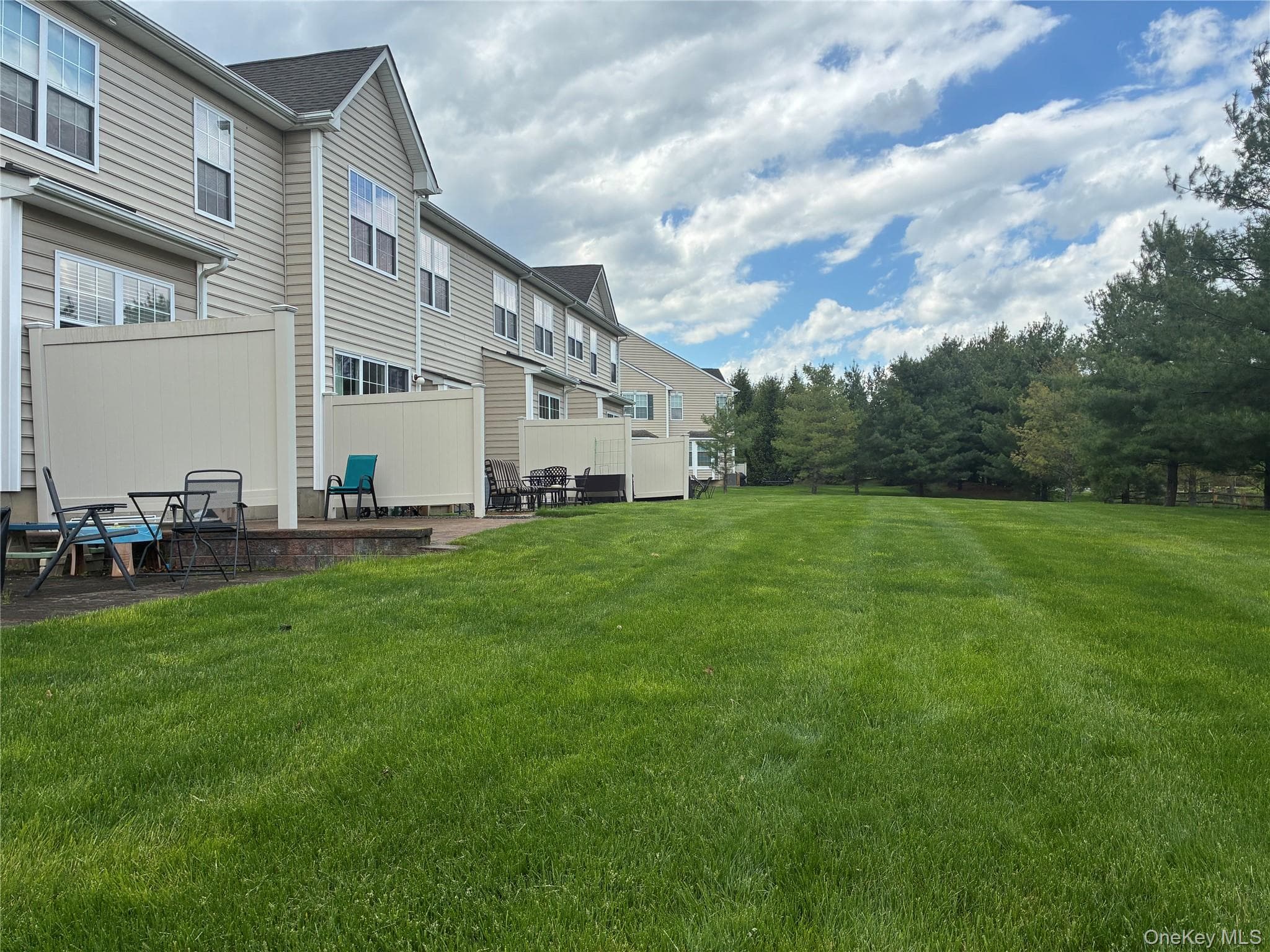 908 Huntington Drive thumbnail 28