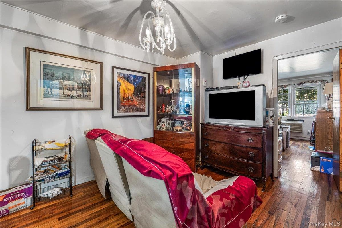 5915 Xenia Street thumbnail 6