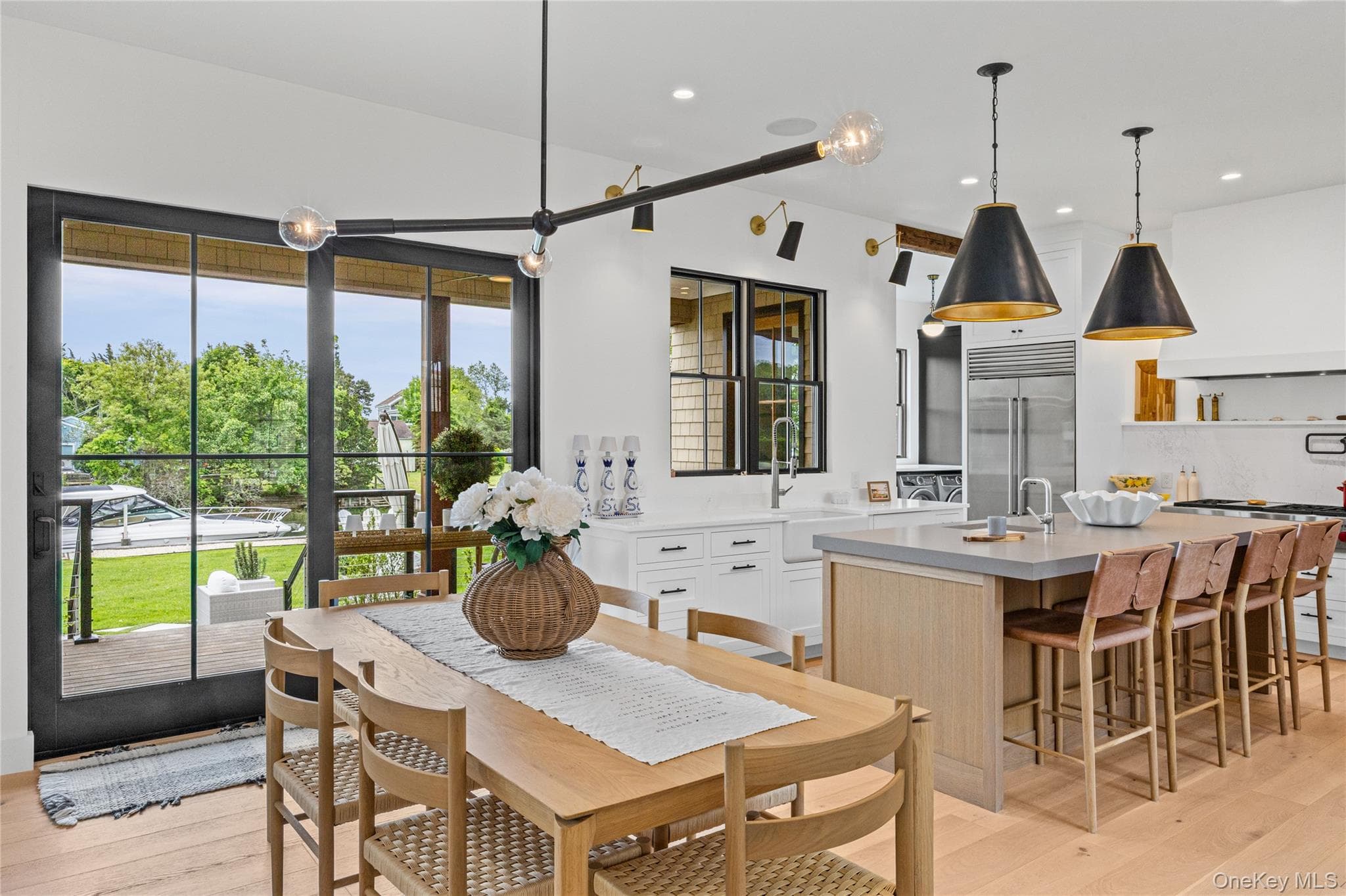 405 Williamsburgh Drive thumbnail 9