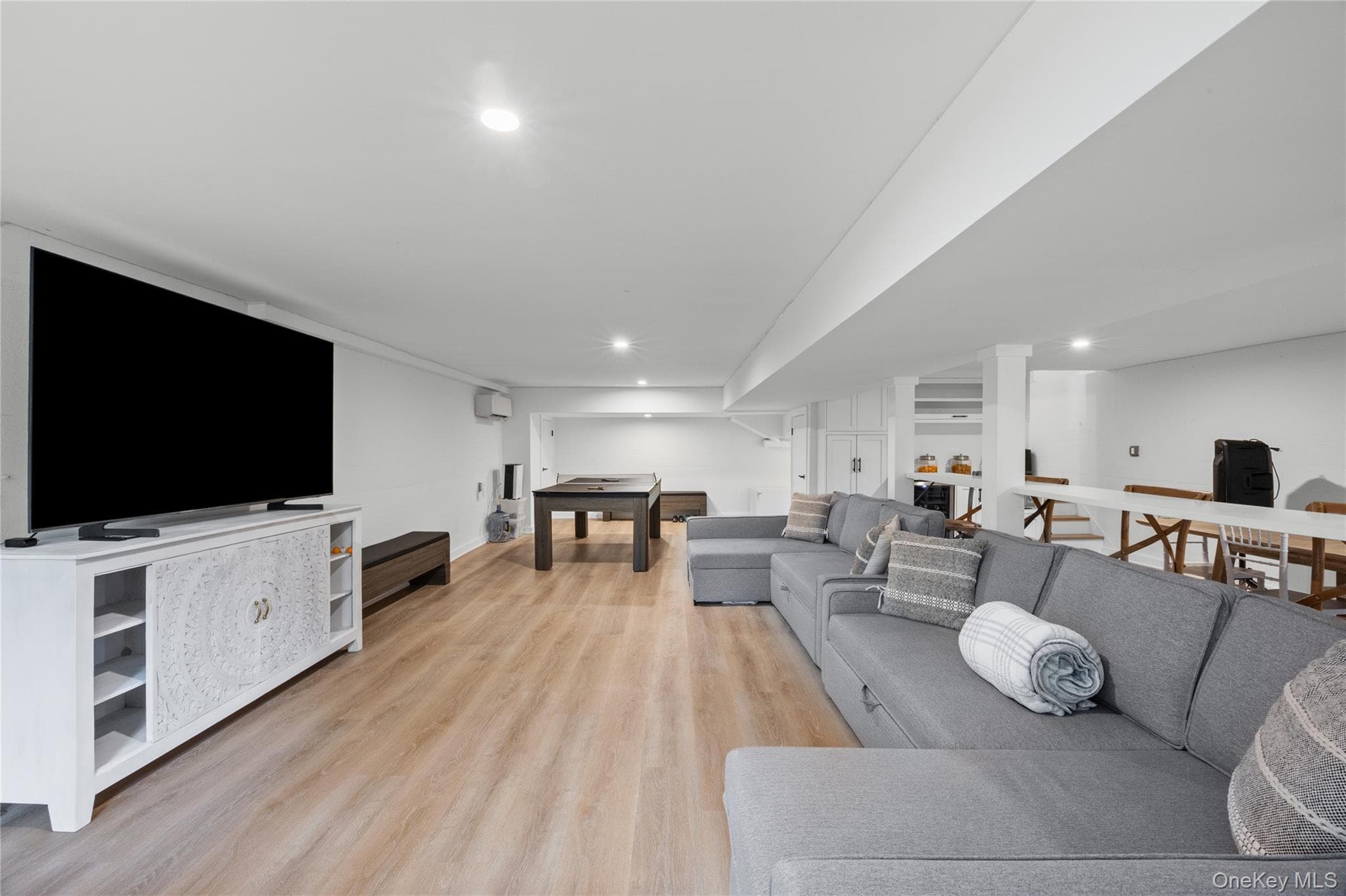 405 Williamsburgh Drive thumbnail 27