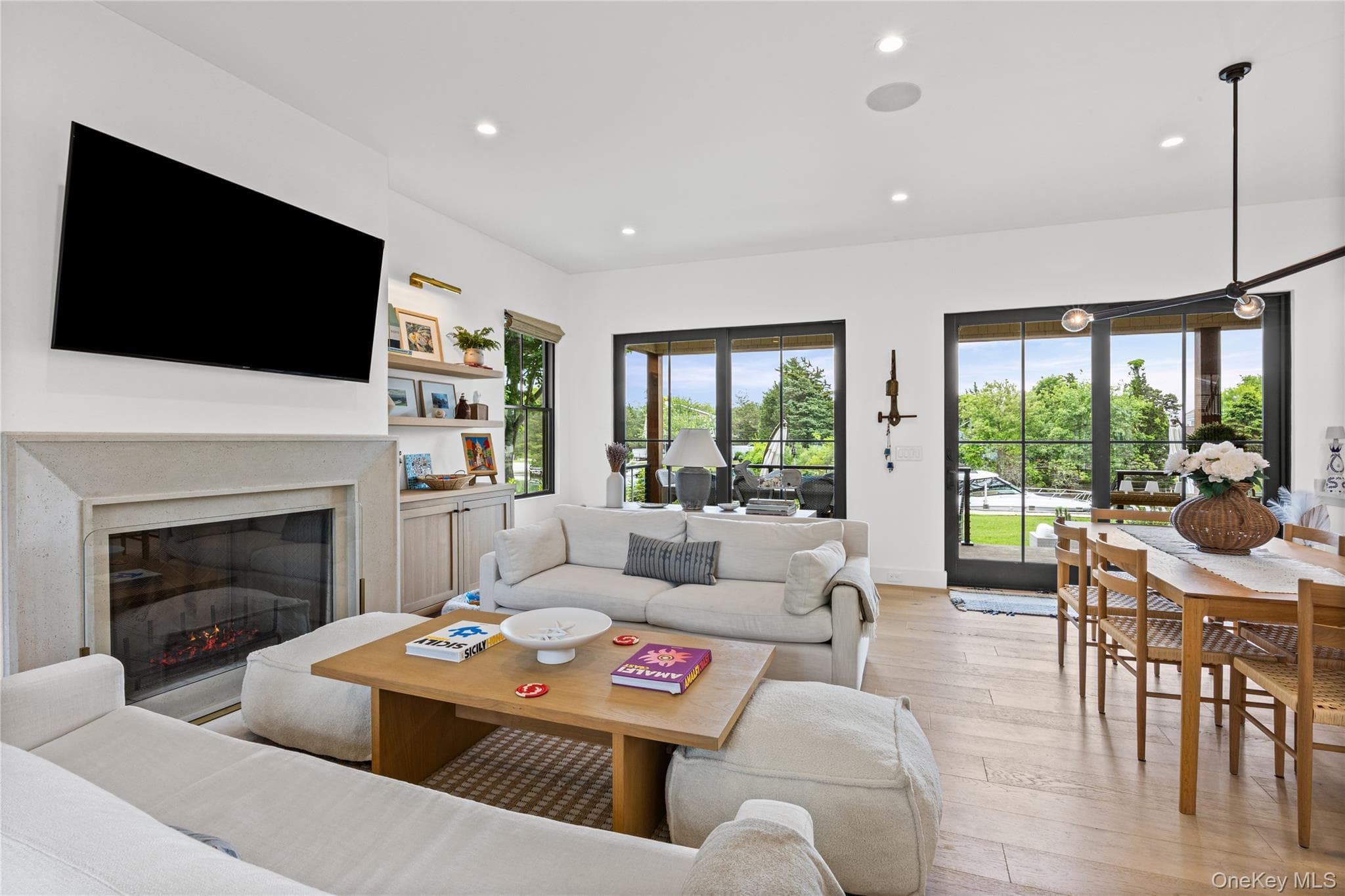 405 Williamsburgh Drive thumbnail 7