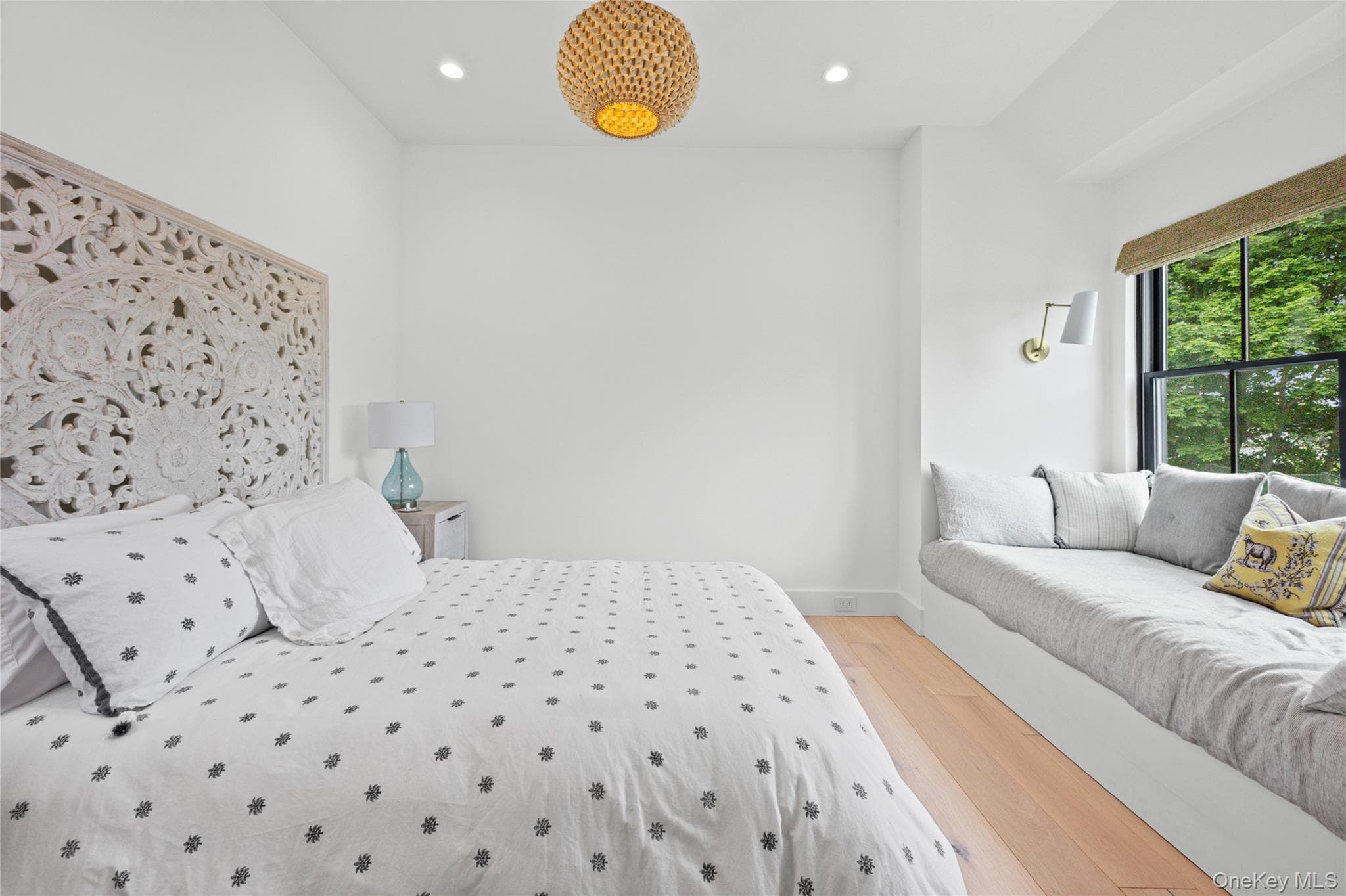 405 Williamsburgh Drive thumbnail 21
