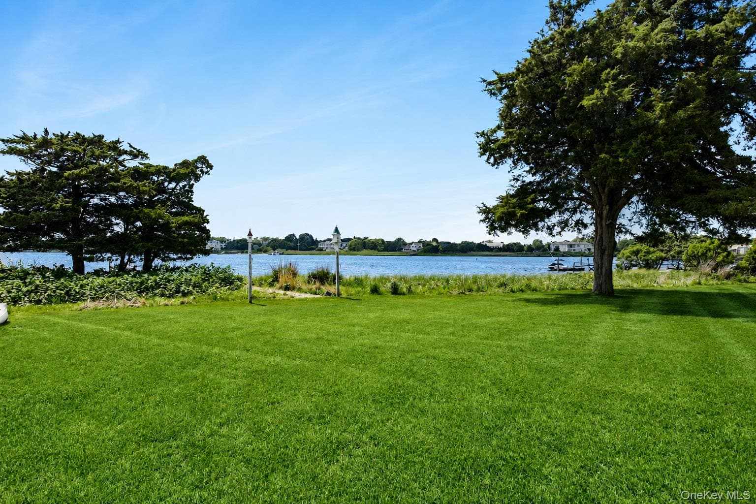 65 Shore Road thumbnail 6