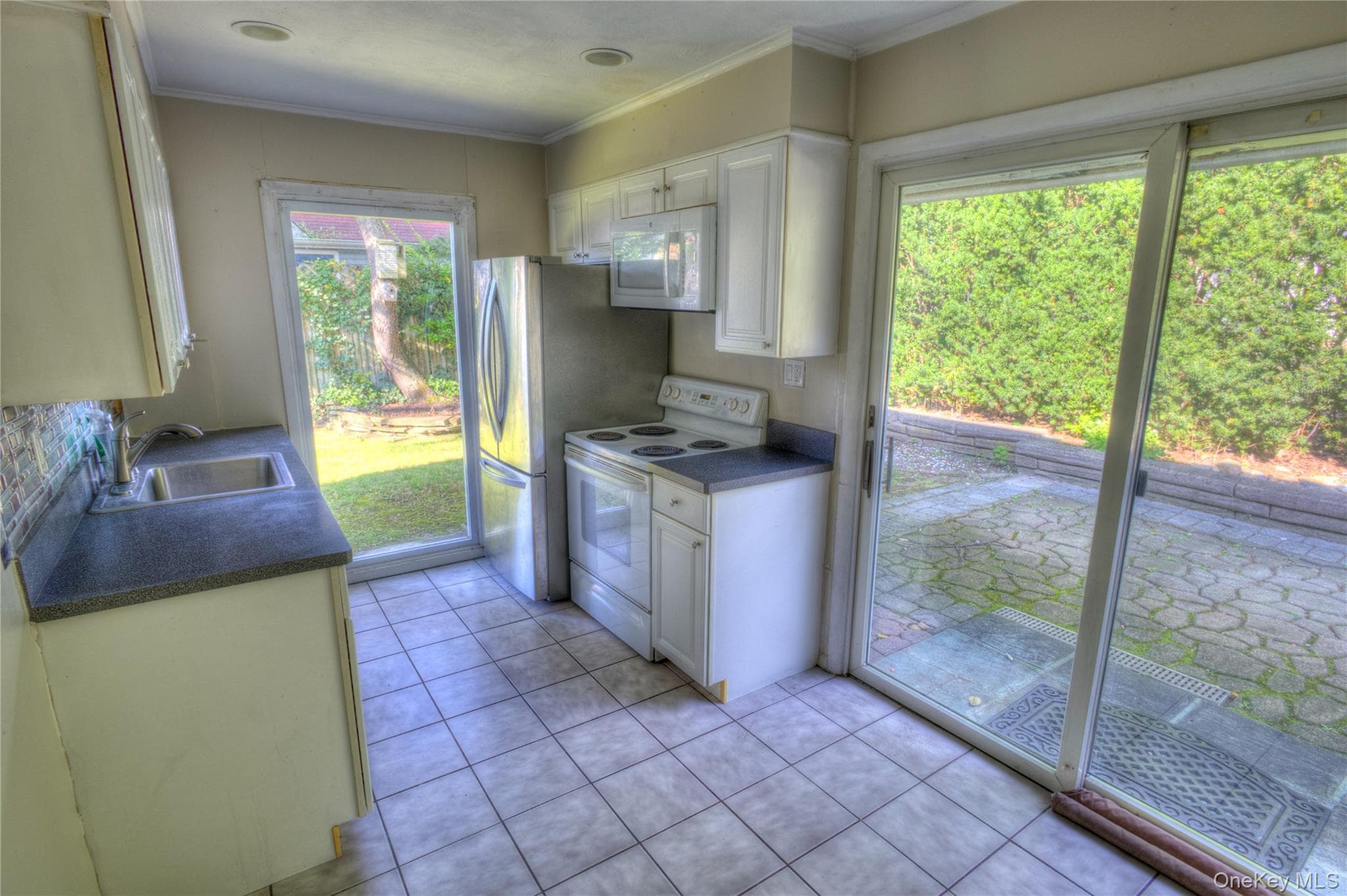 49 Radcliff Avenue thumbnail 9