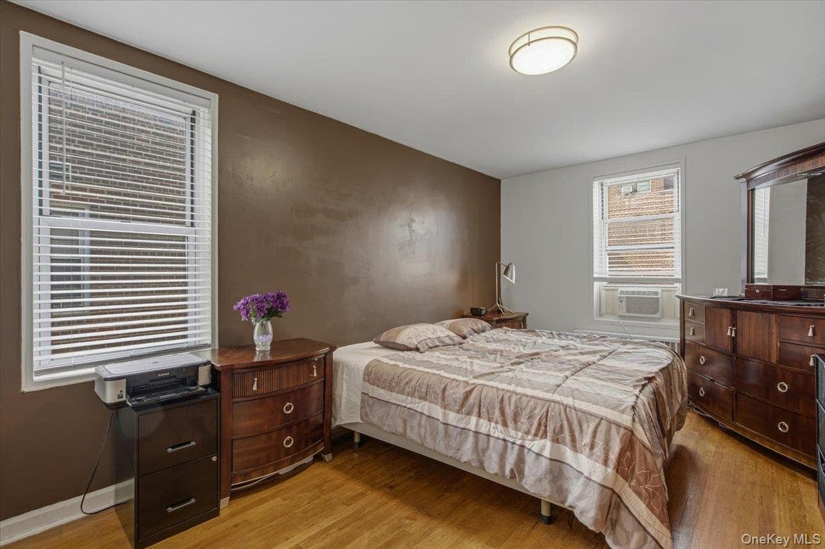 2107 Wallace Ave Wallace AVE Unit: 6A thumbnail 7