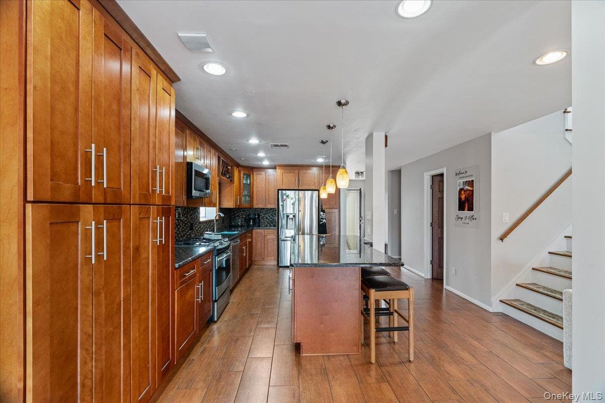 117 Gordon Place thumbnail 15