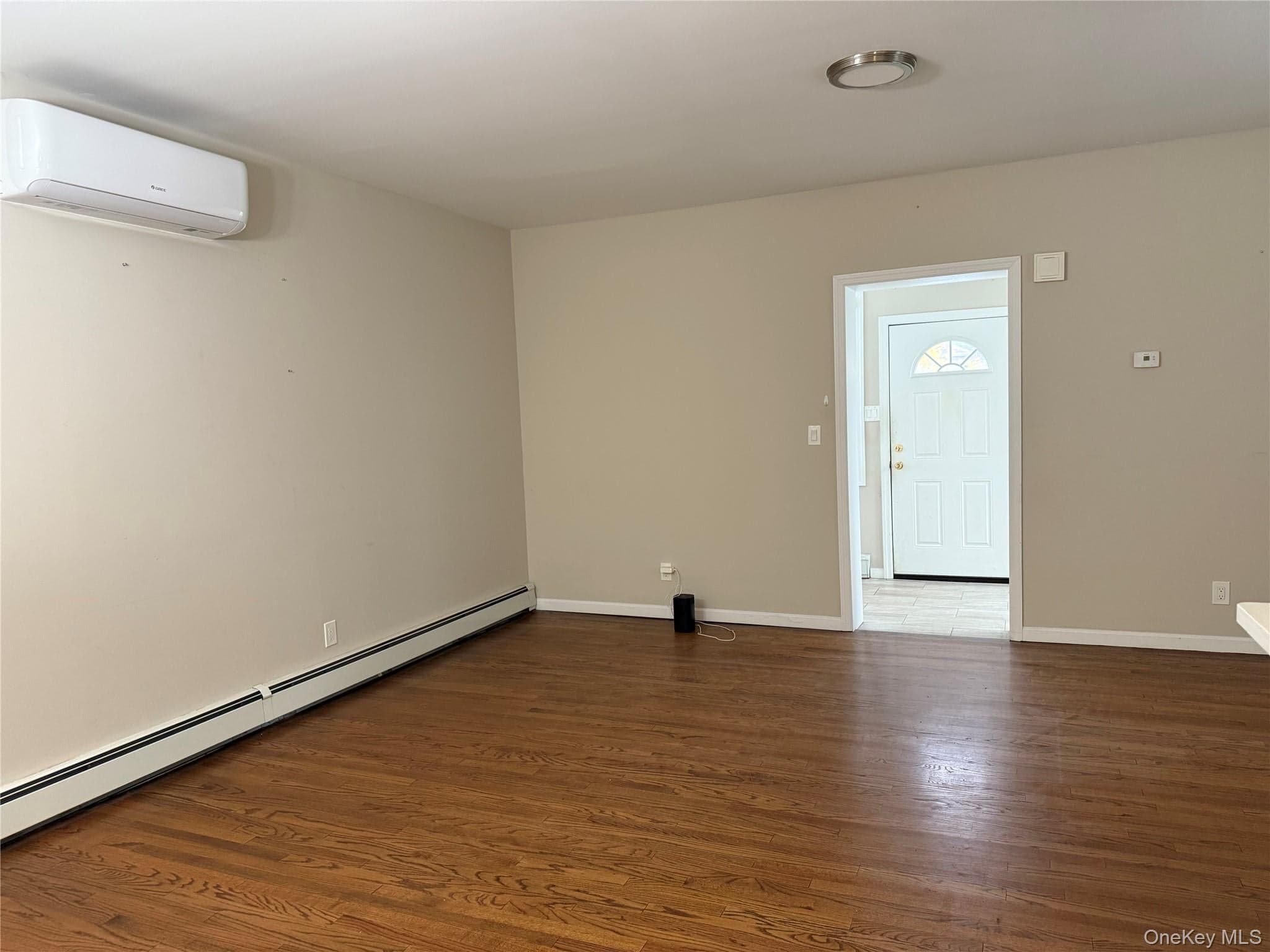 76 Van Cott Avenue thumbnail 4