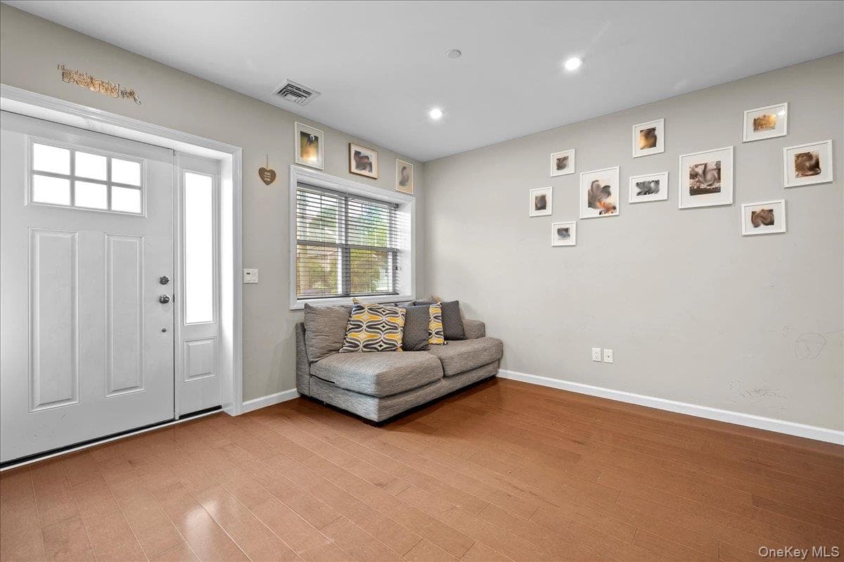 140 Winthrop Avenue thumbnail 5