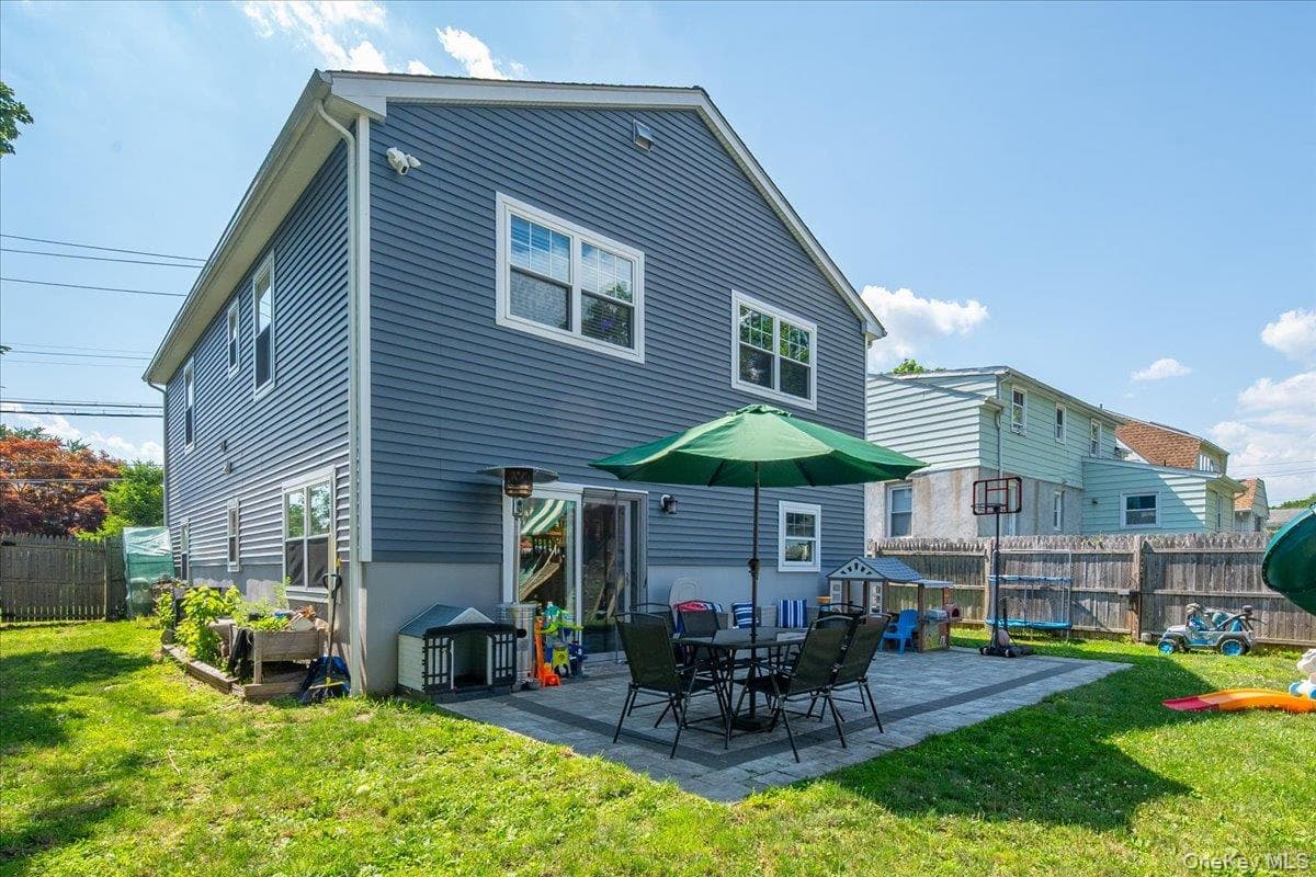 140 Winthrop Avenue thumbnail 25