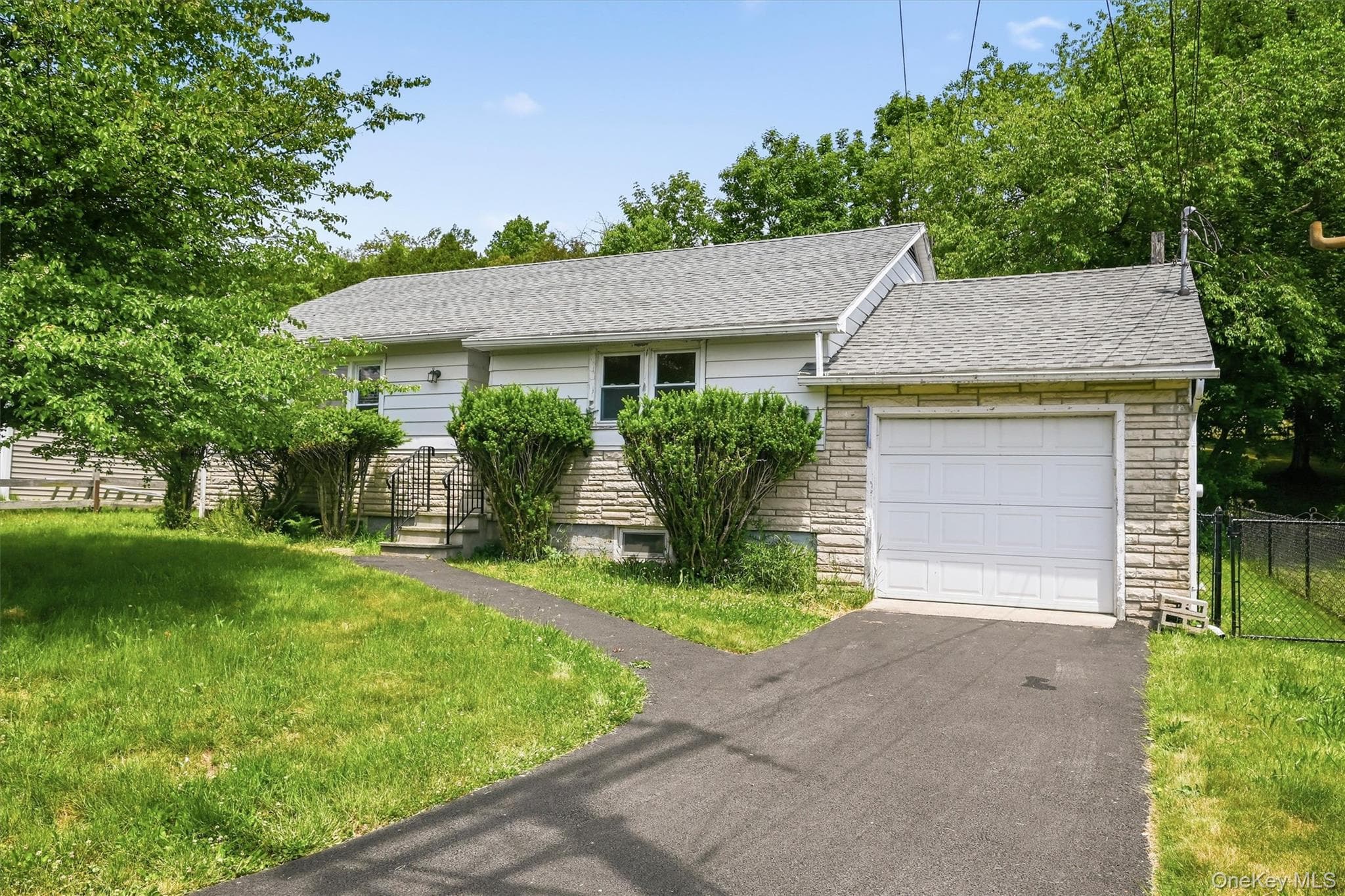 21 Hillside Avenue, Woodbourne