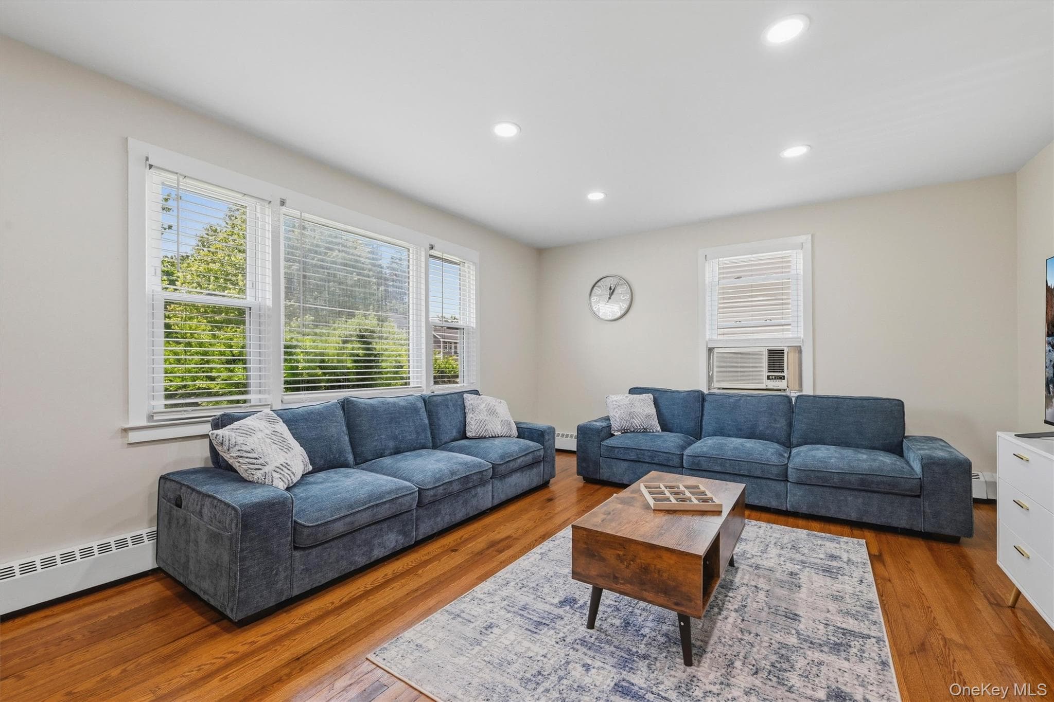 21 Hillside Avenue thumbnail 7