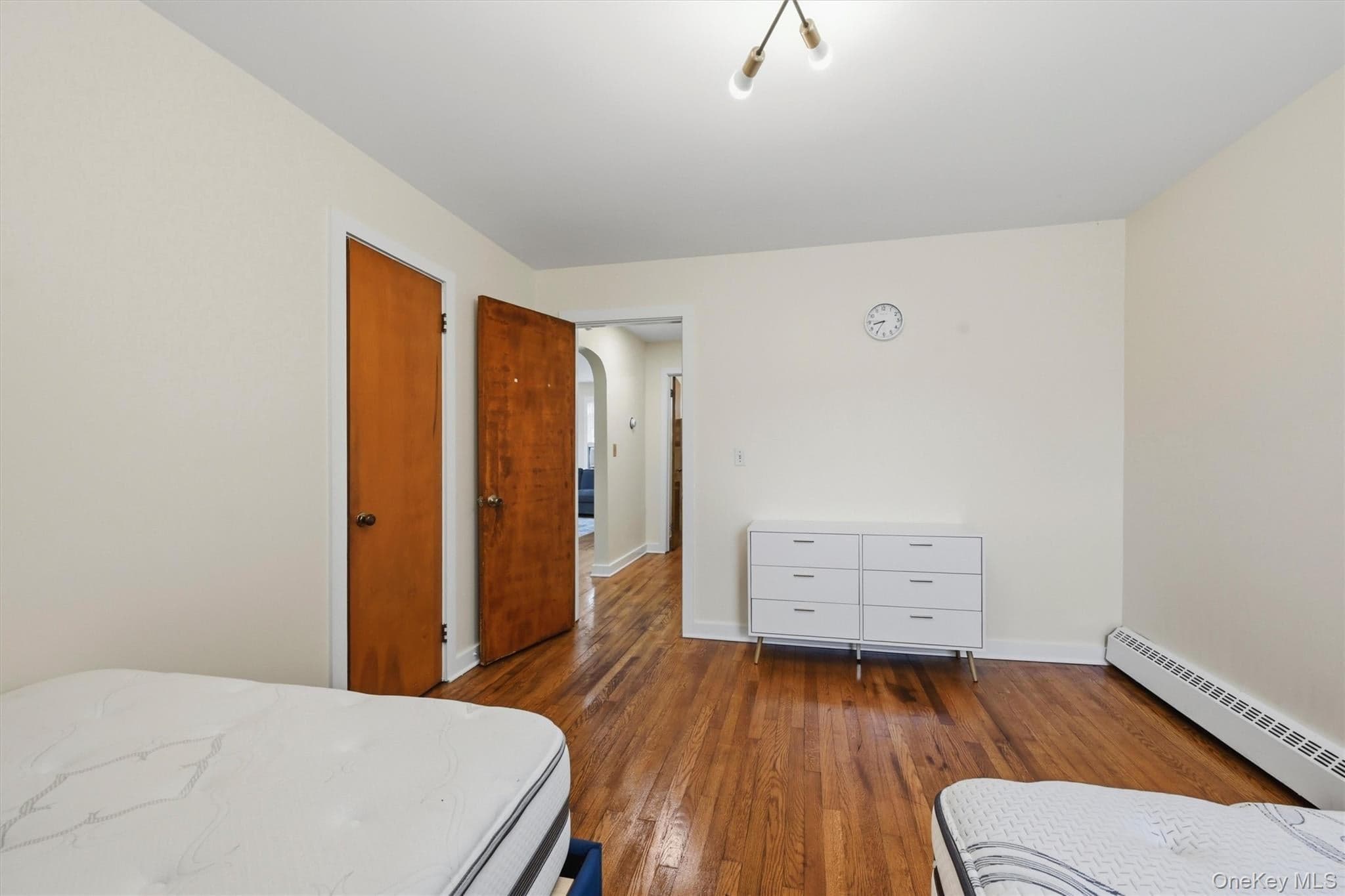 21 Hillside Avenue thumbnail 18